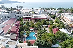 ر-مار  أند , فوكيت