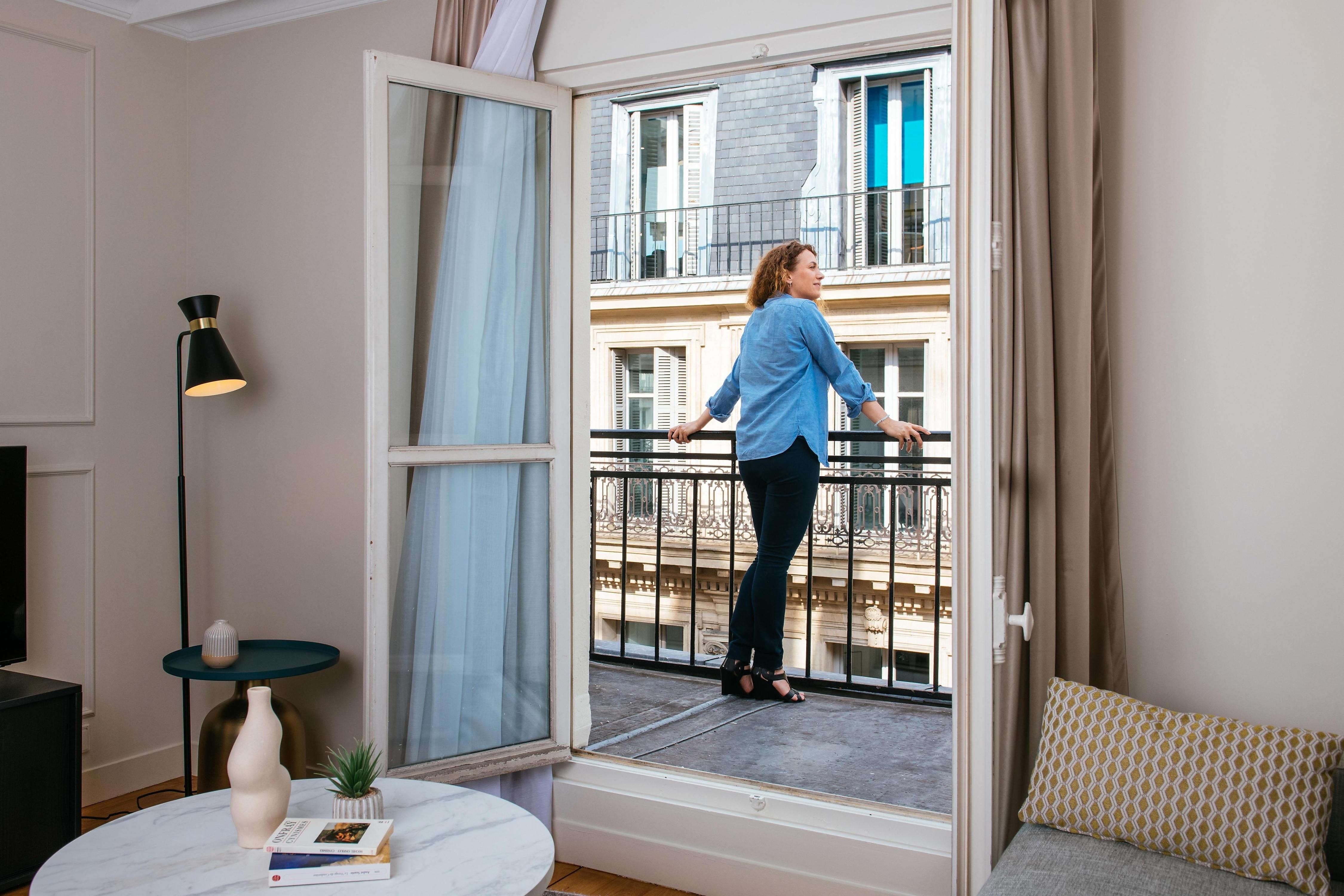 Aparthotel Adagio Paris Opéra - Tap to explore photos