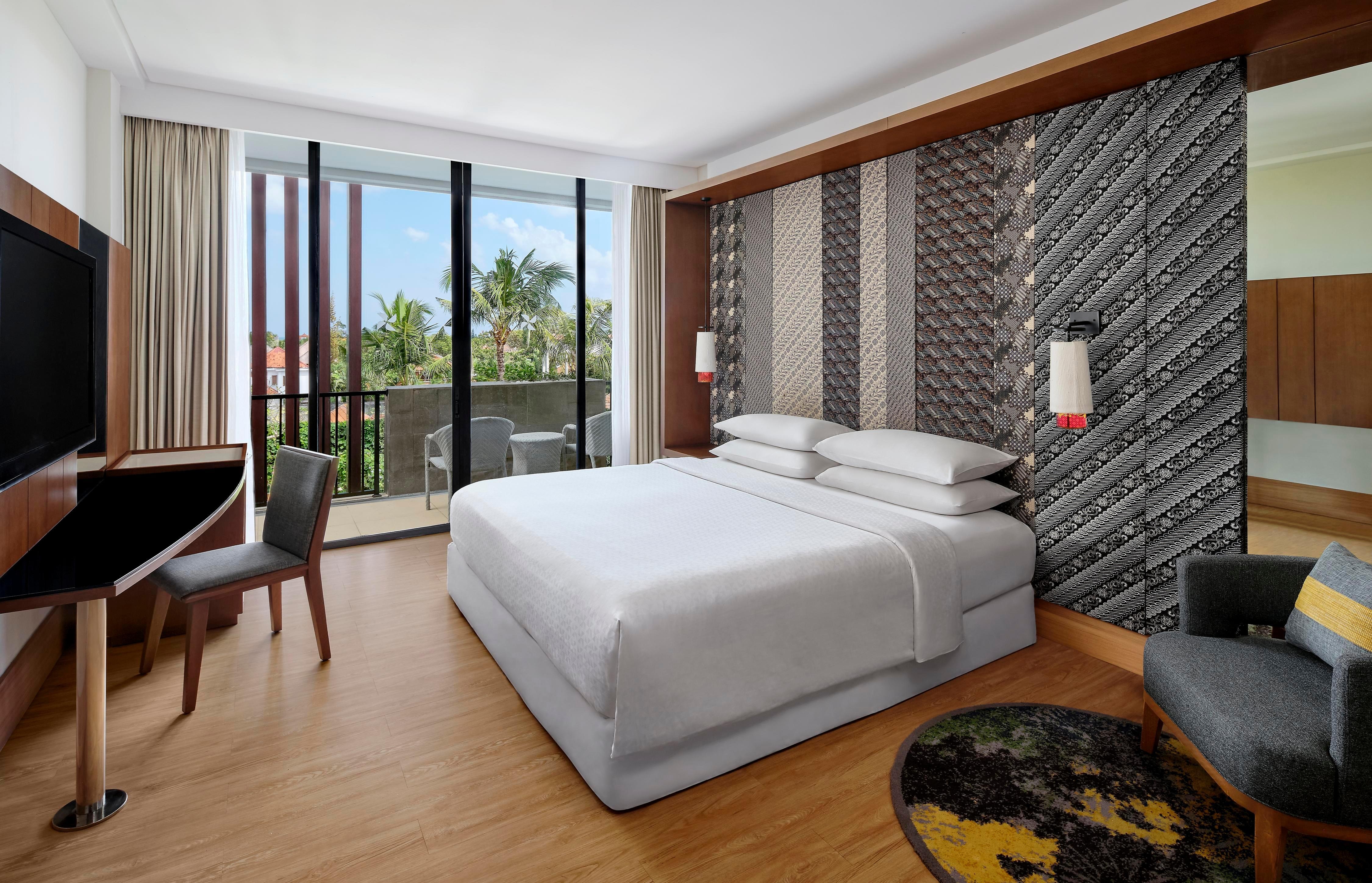 Four Points by Sheraton Bali Seminyak - Tap to explore photos