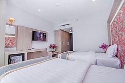 New York Hotel, Phnom Penh