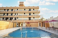 Hotel Neeraj Bhawan - Triveni Ghat, Rishikesh