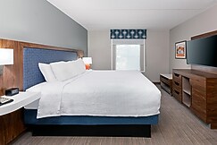 Hampton Inn & Suites Charlottesville-At the University, Charlottesville