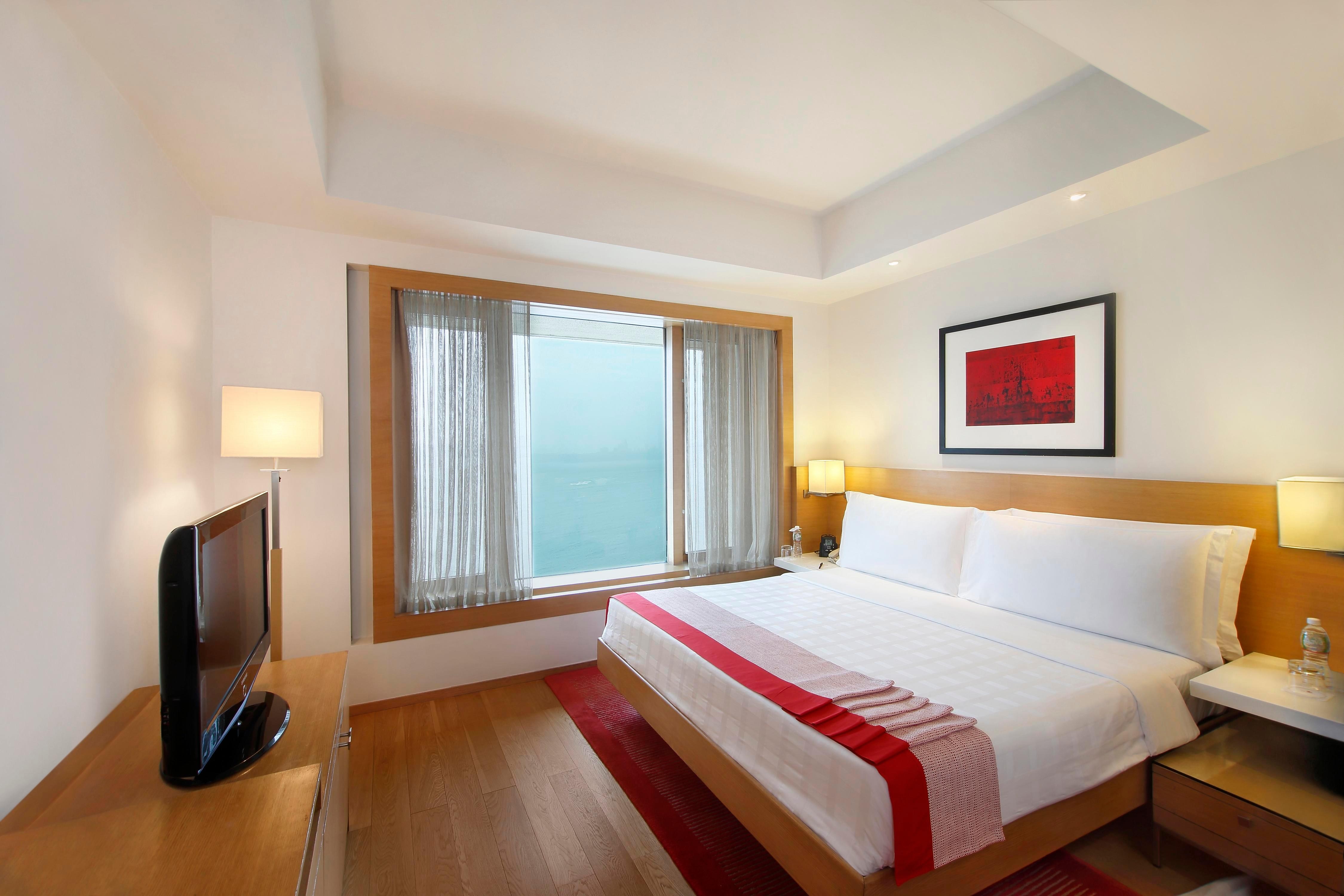 Executive Suite 1