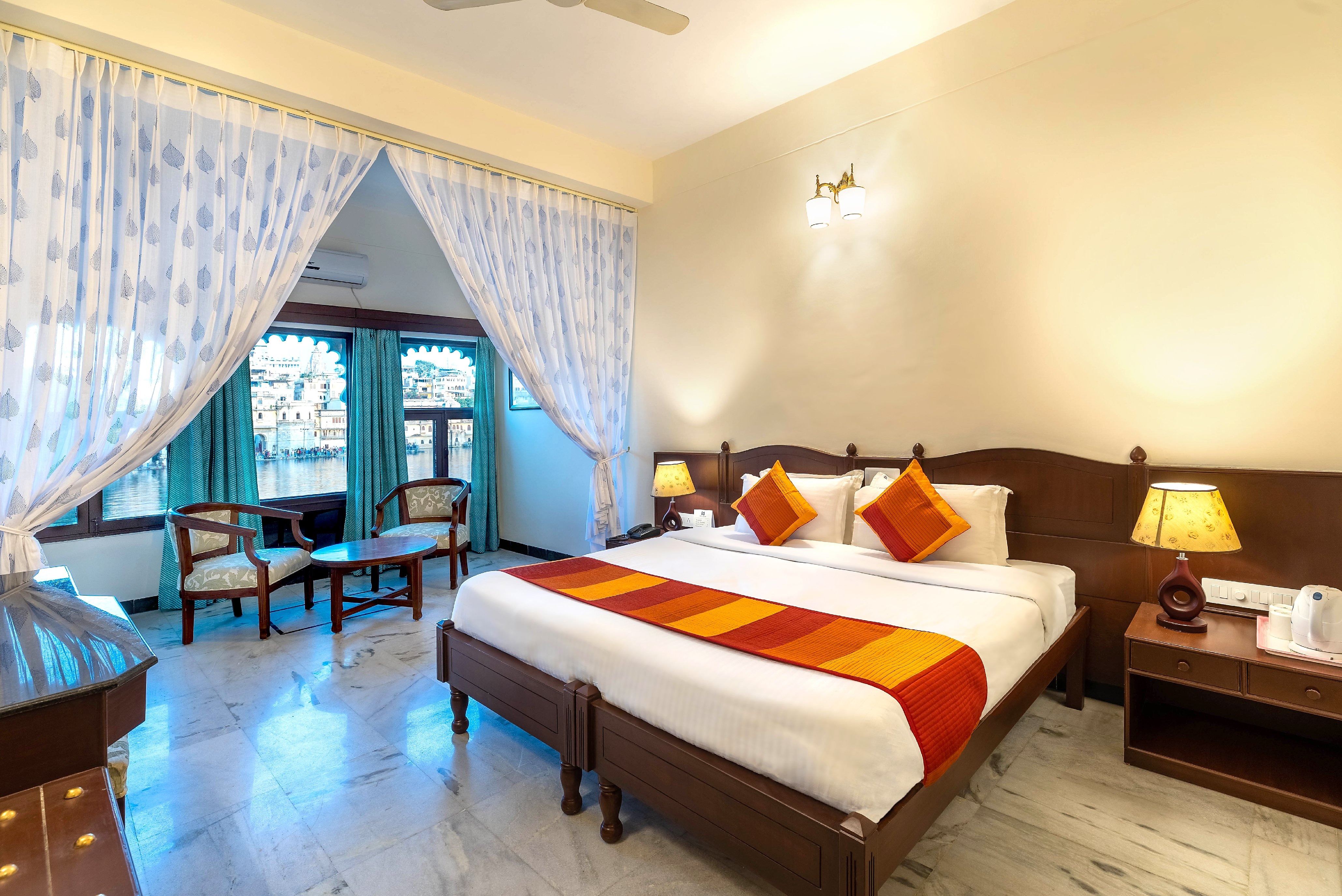 Sarovar - Lake Facing Boutique Hotel On Lake Pichola. - Tap to explore photos