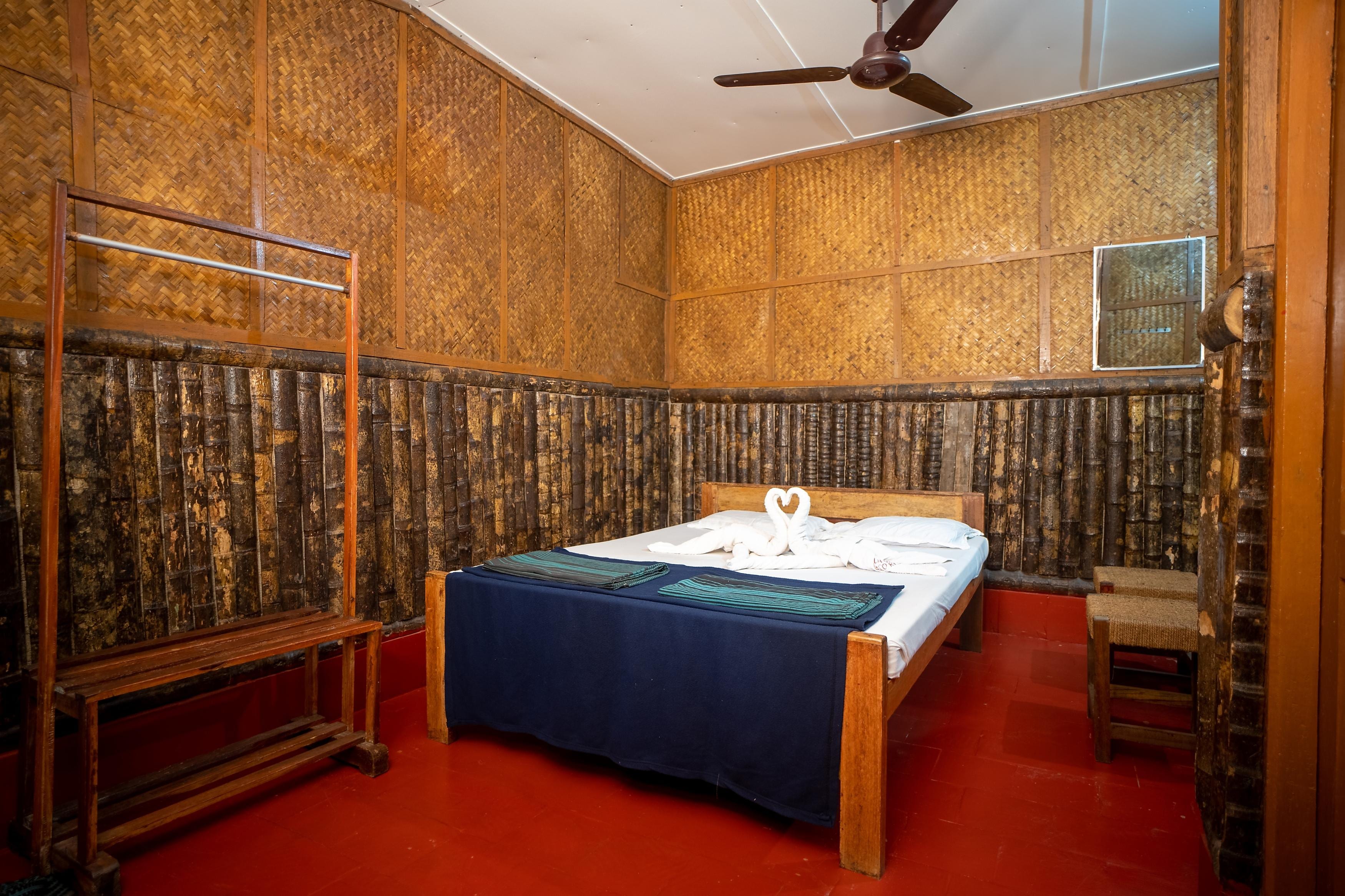 Palm Grove Eco Resort - Tap to explore photos