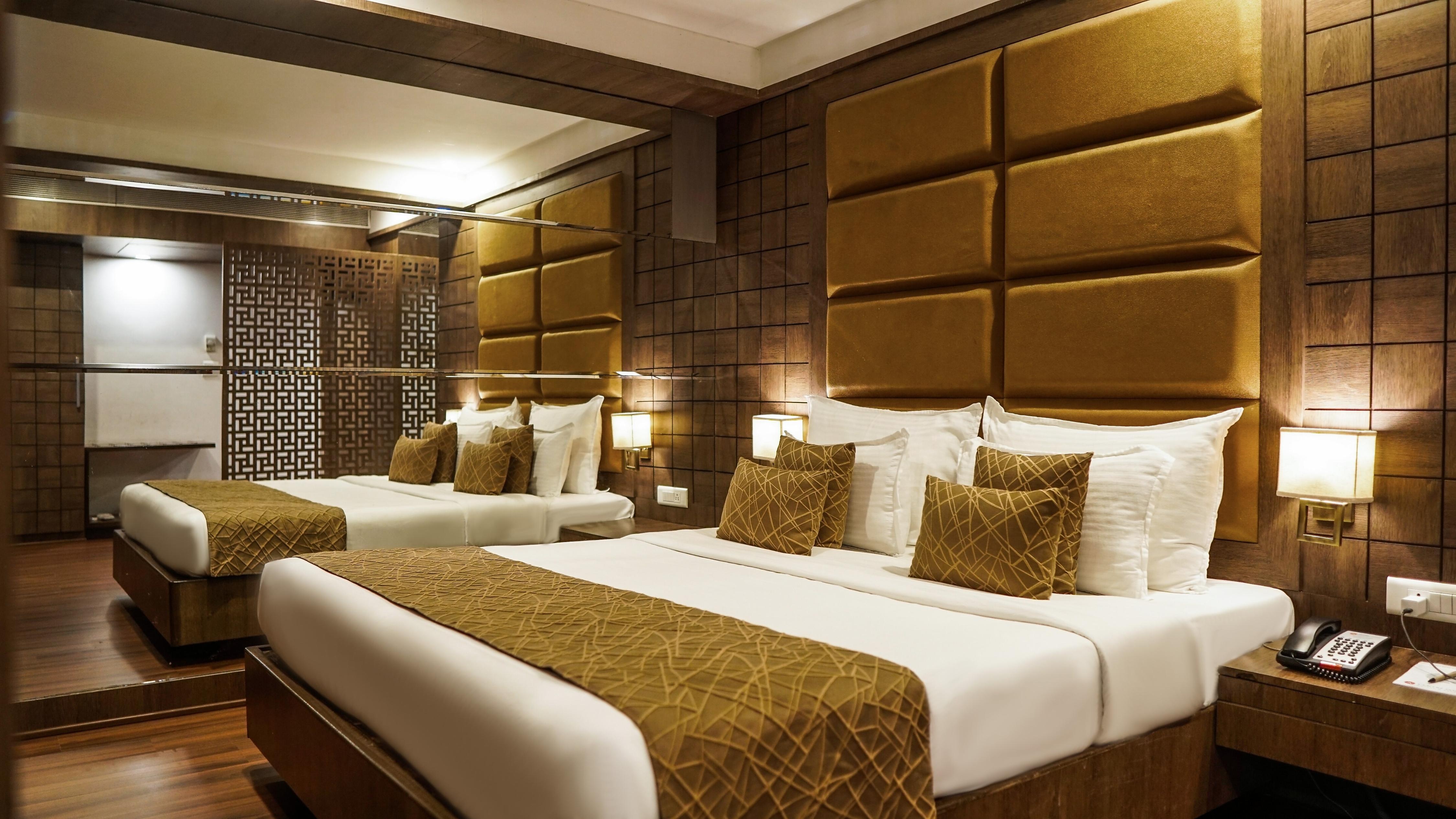 Super Club Room with Extended Living Space 1