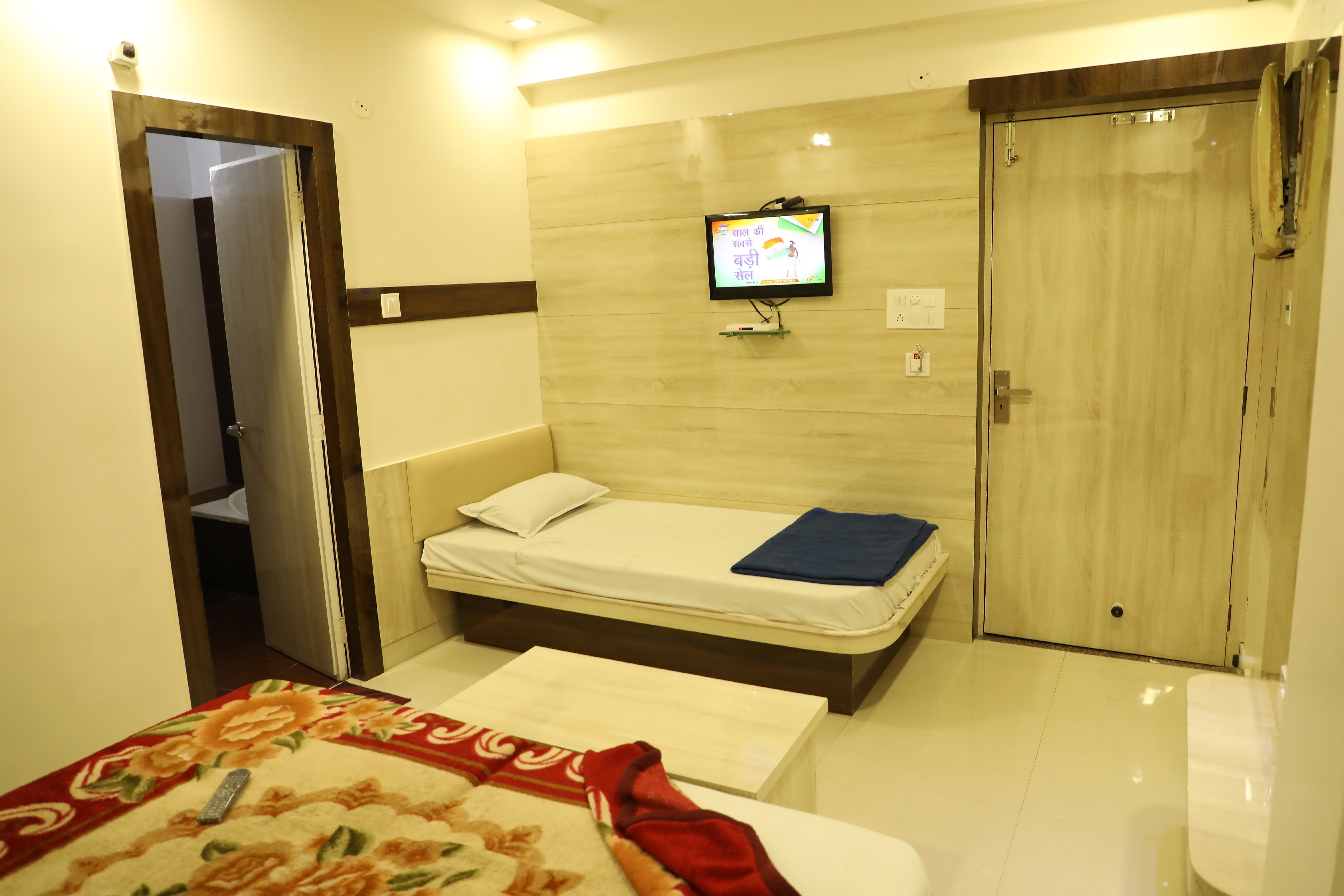 Hotel Sahil - Tap to explore photos