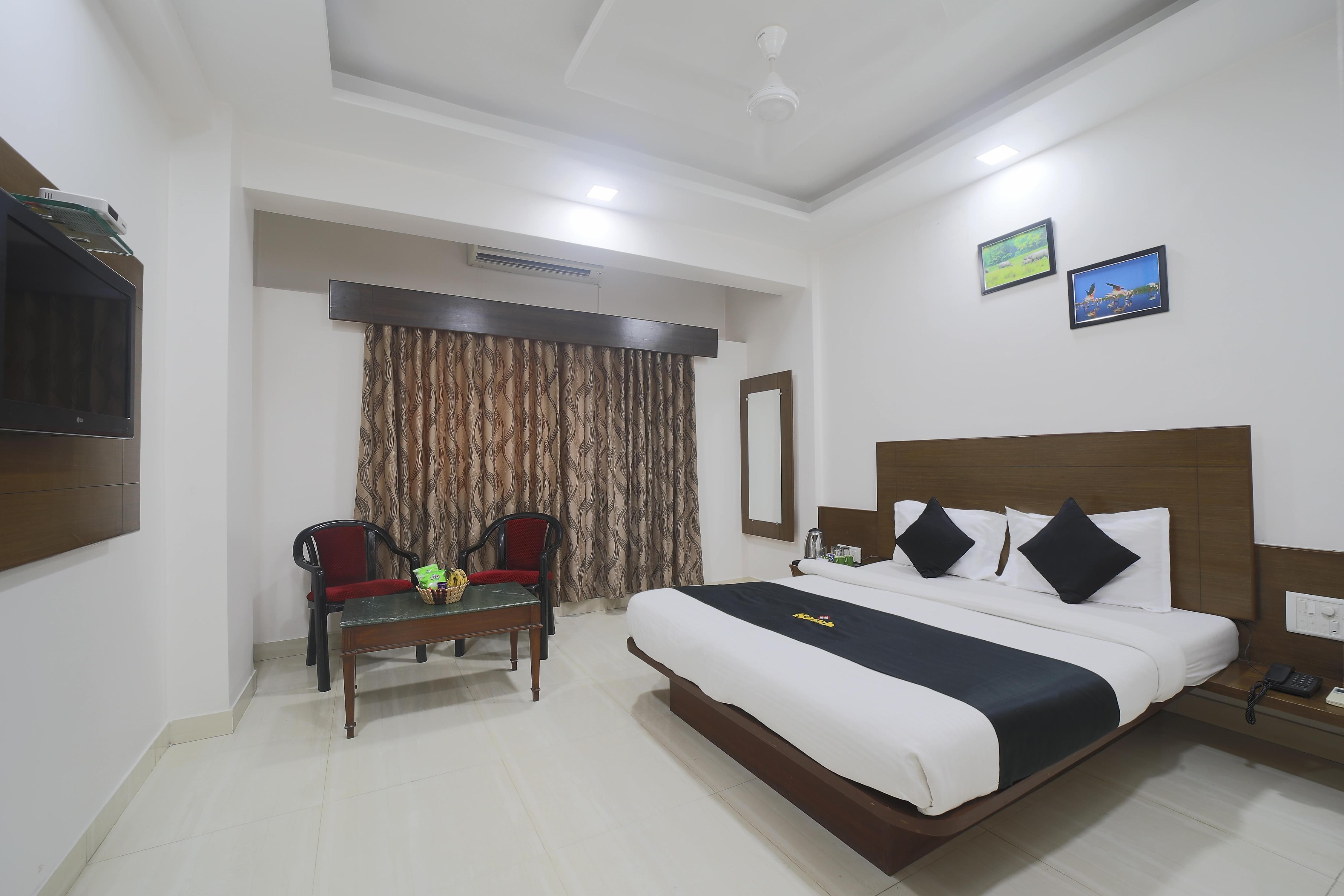 Superior Deluxe Room 1