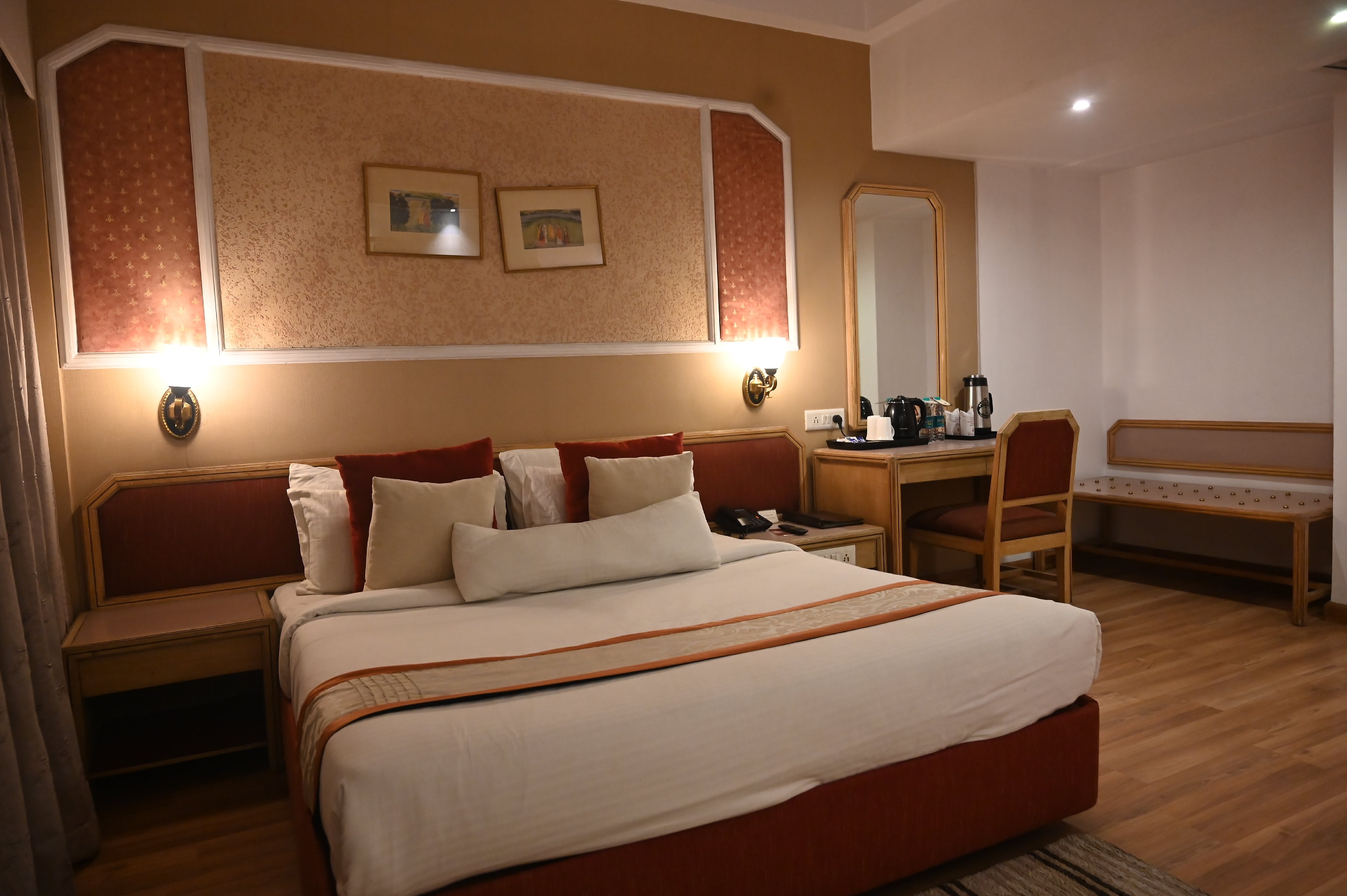 Hotel Yuvraj Palace - Tap to explore photos