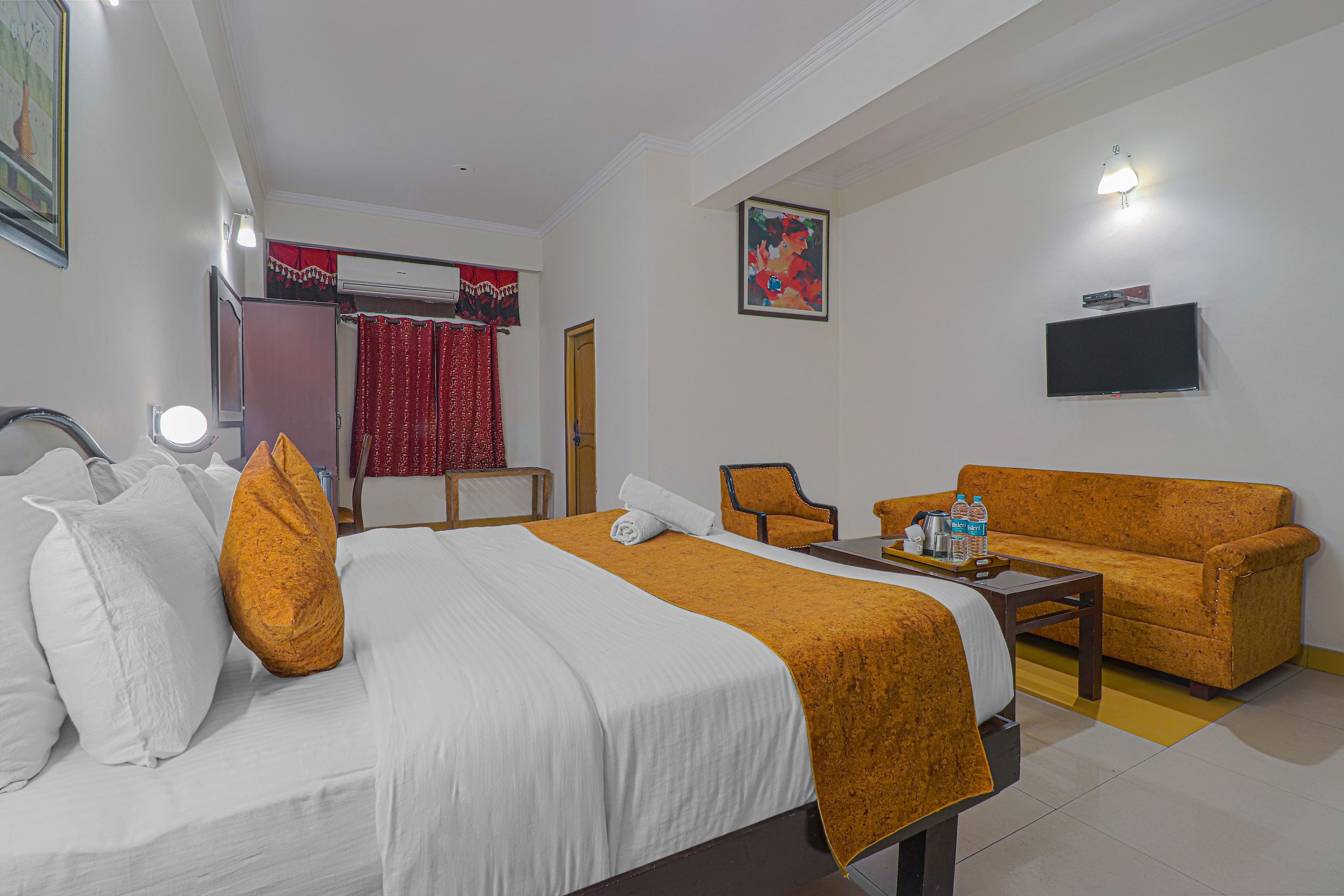 Hotel Siddharth Paradise - Tap to explore photos