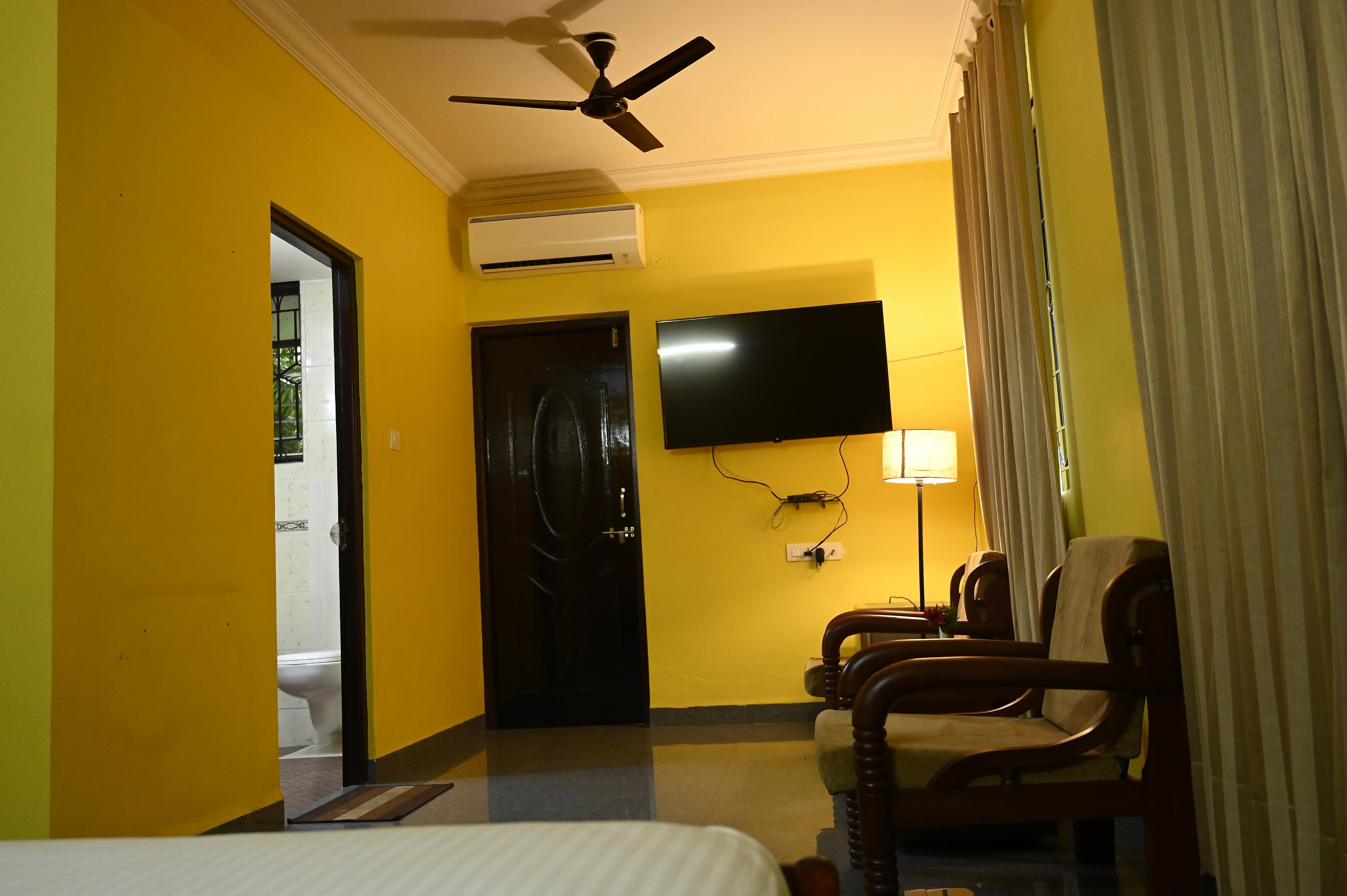 Hotel Siesta de goa - Tap to explore photos