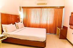 Bisque Magaji Orchid, Bangalore