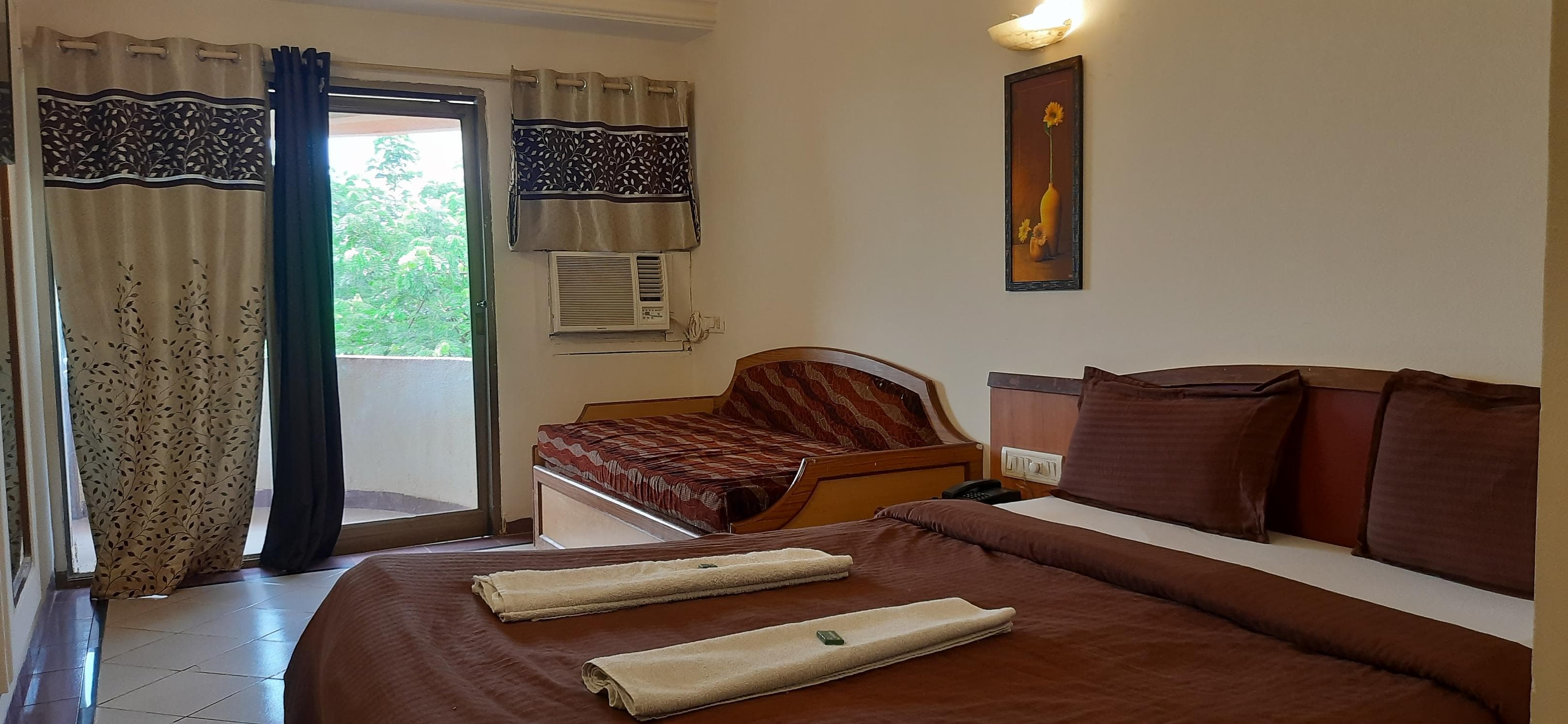 Rangoli Retreat Matheran - Tap to explore photos