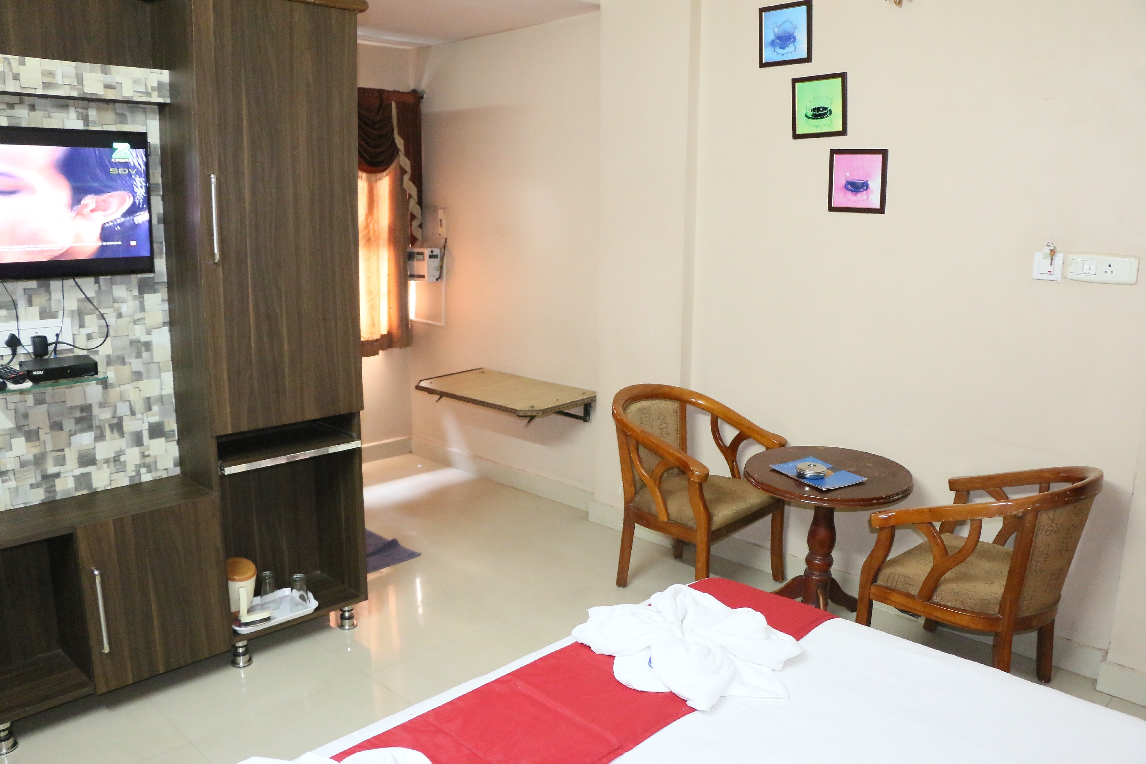 Hotel Akshaya - Tap to explore photos