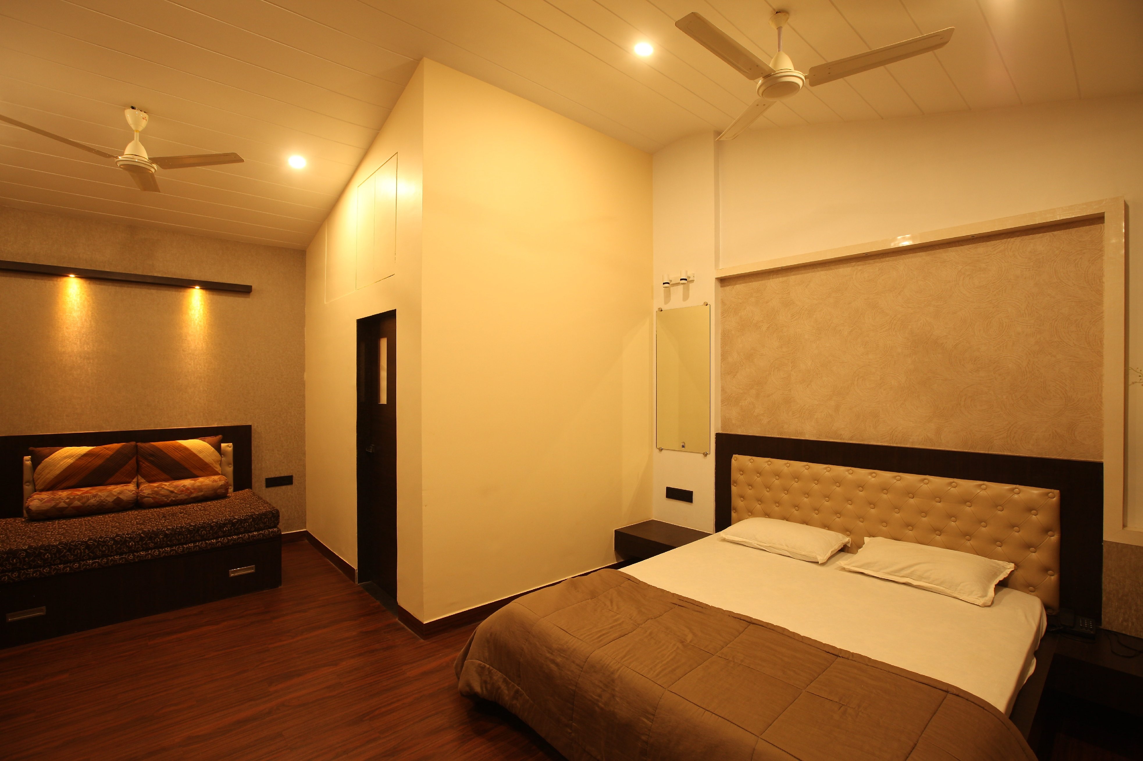 SHIVSHANTI HOLIDAY INN - Tap to explore photos