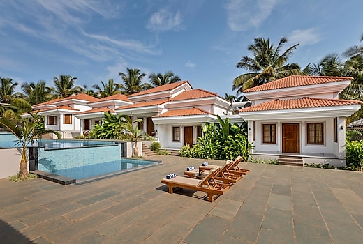 Leoney Resort