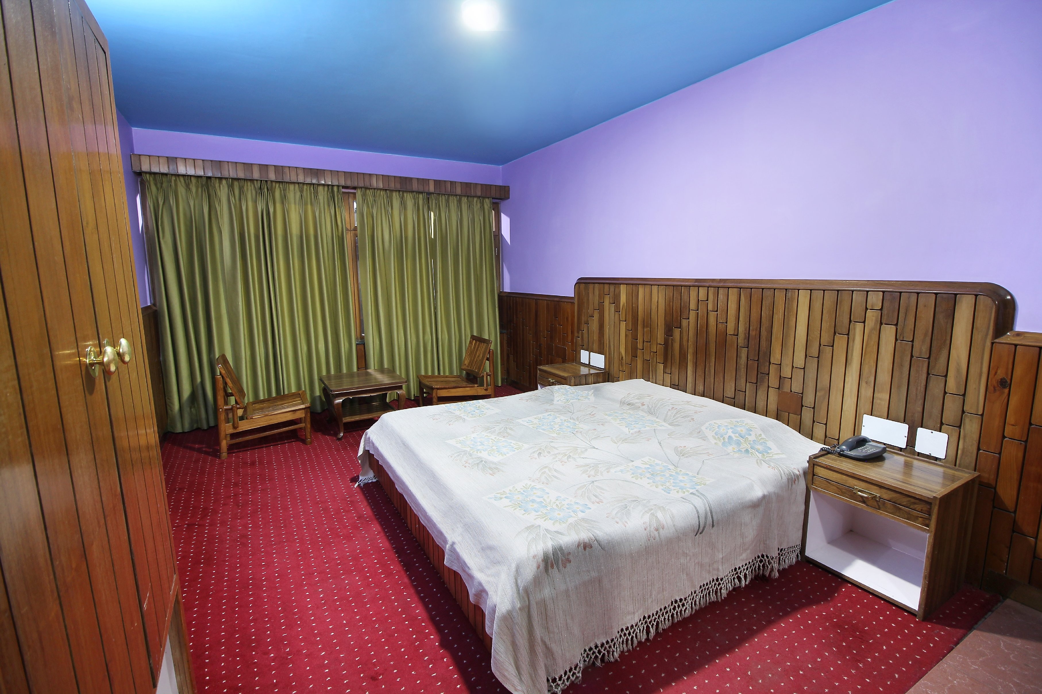 Hotel Silmog Garden - Tap to explore photos