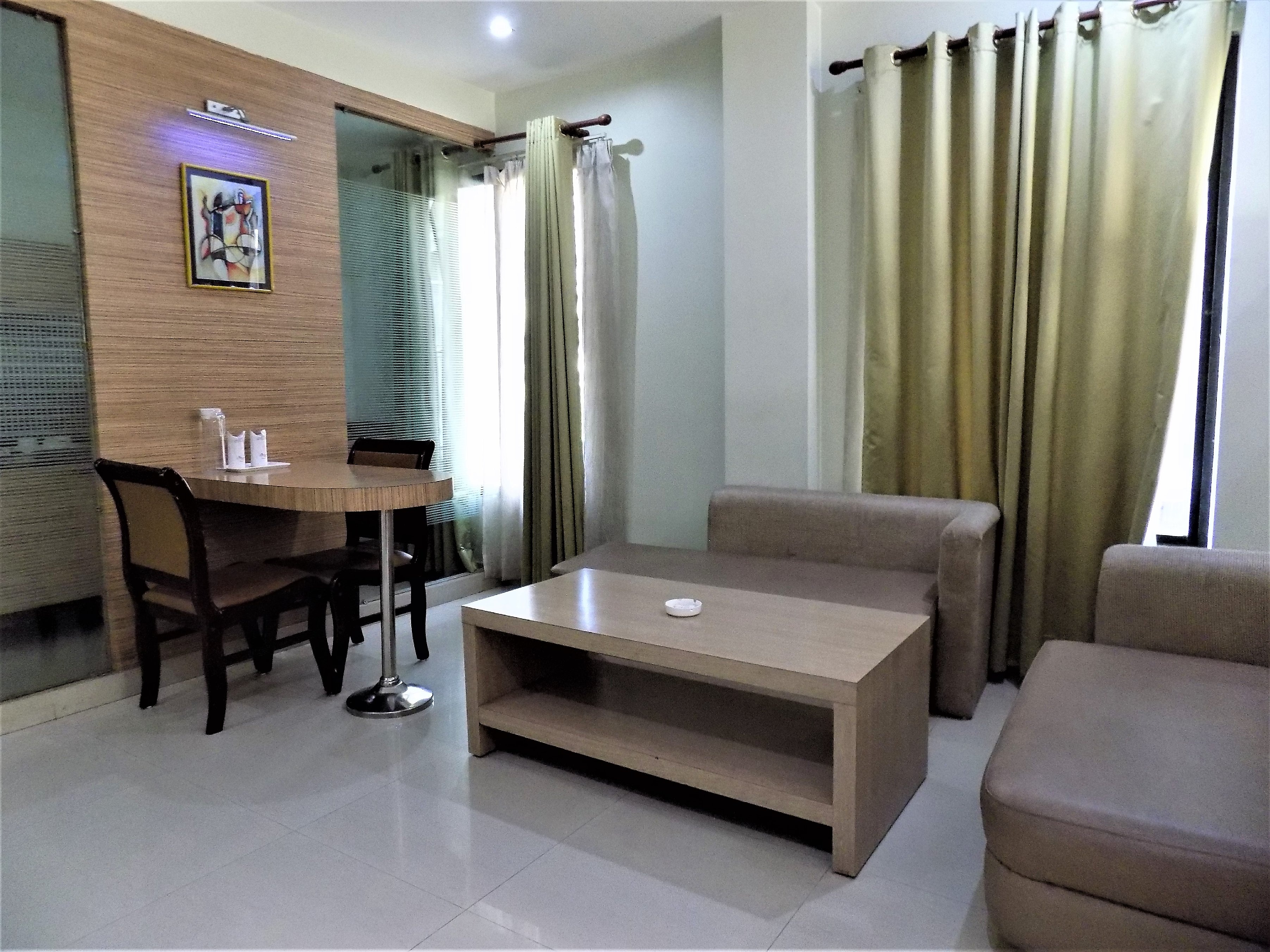 Hotel Aarian Aatithya - Tap to explore photos
