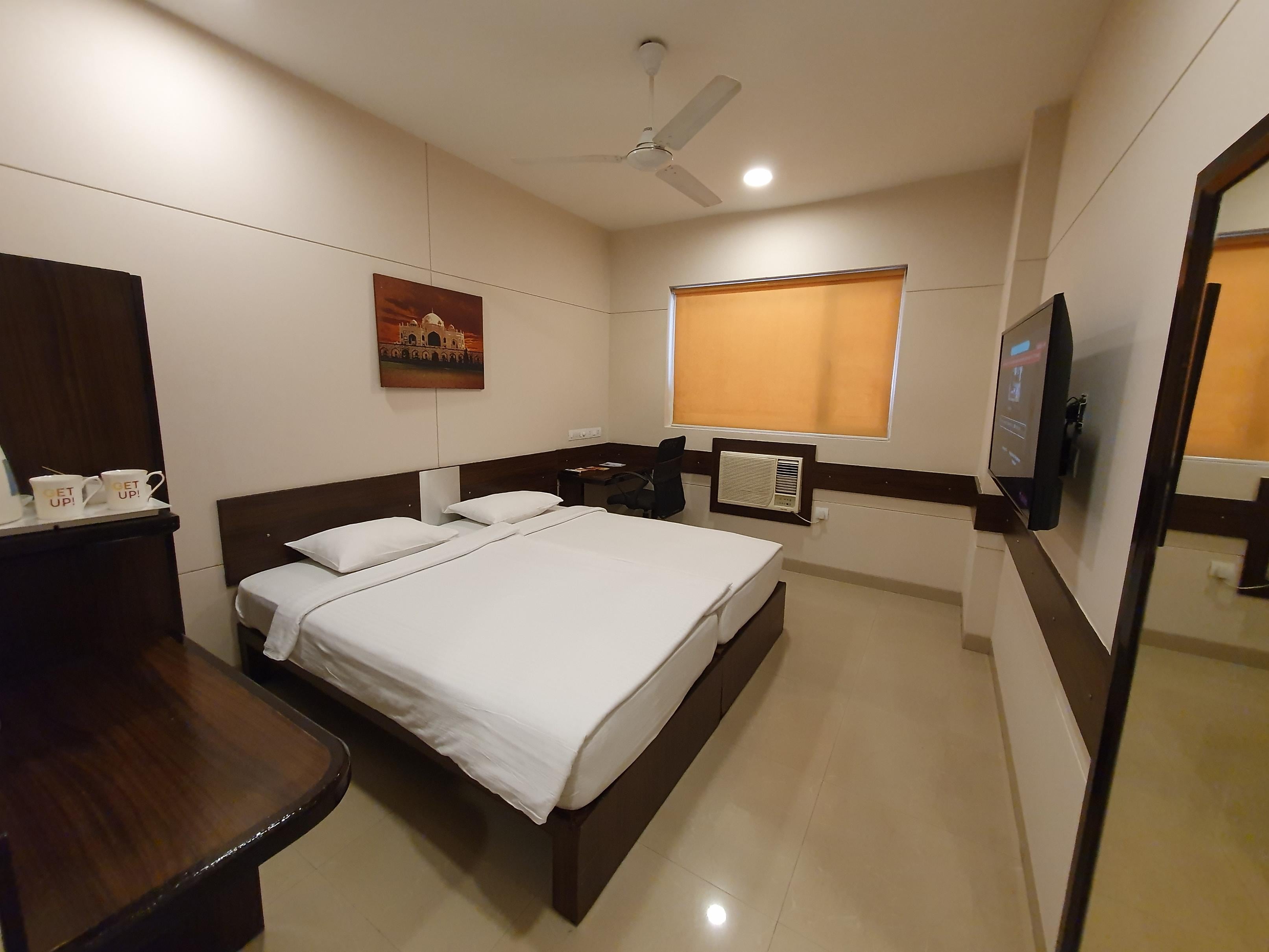 Ginger Pune, Wakad
