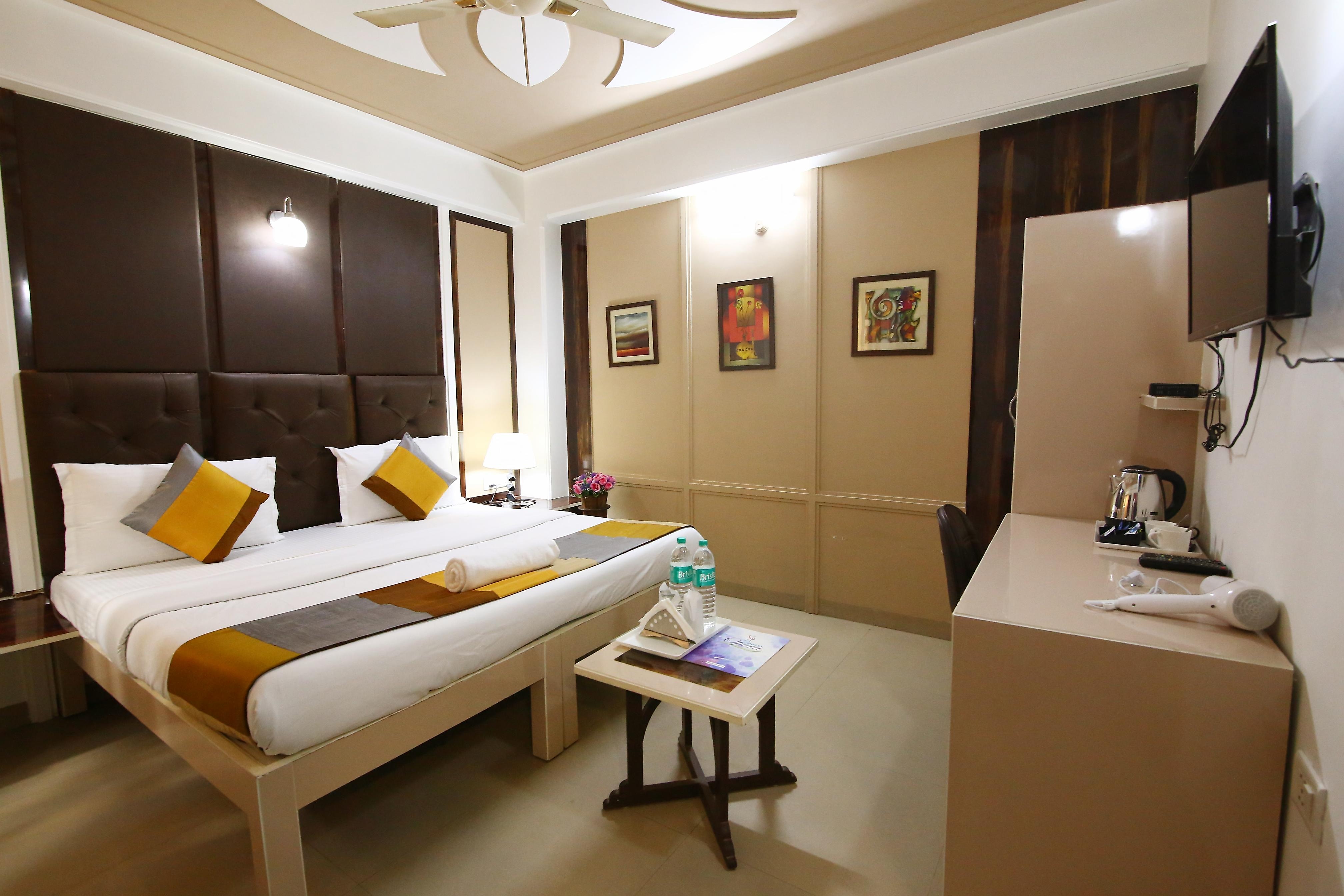 Hotel Oppera Delhi Airport - Tap to explore photos