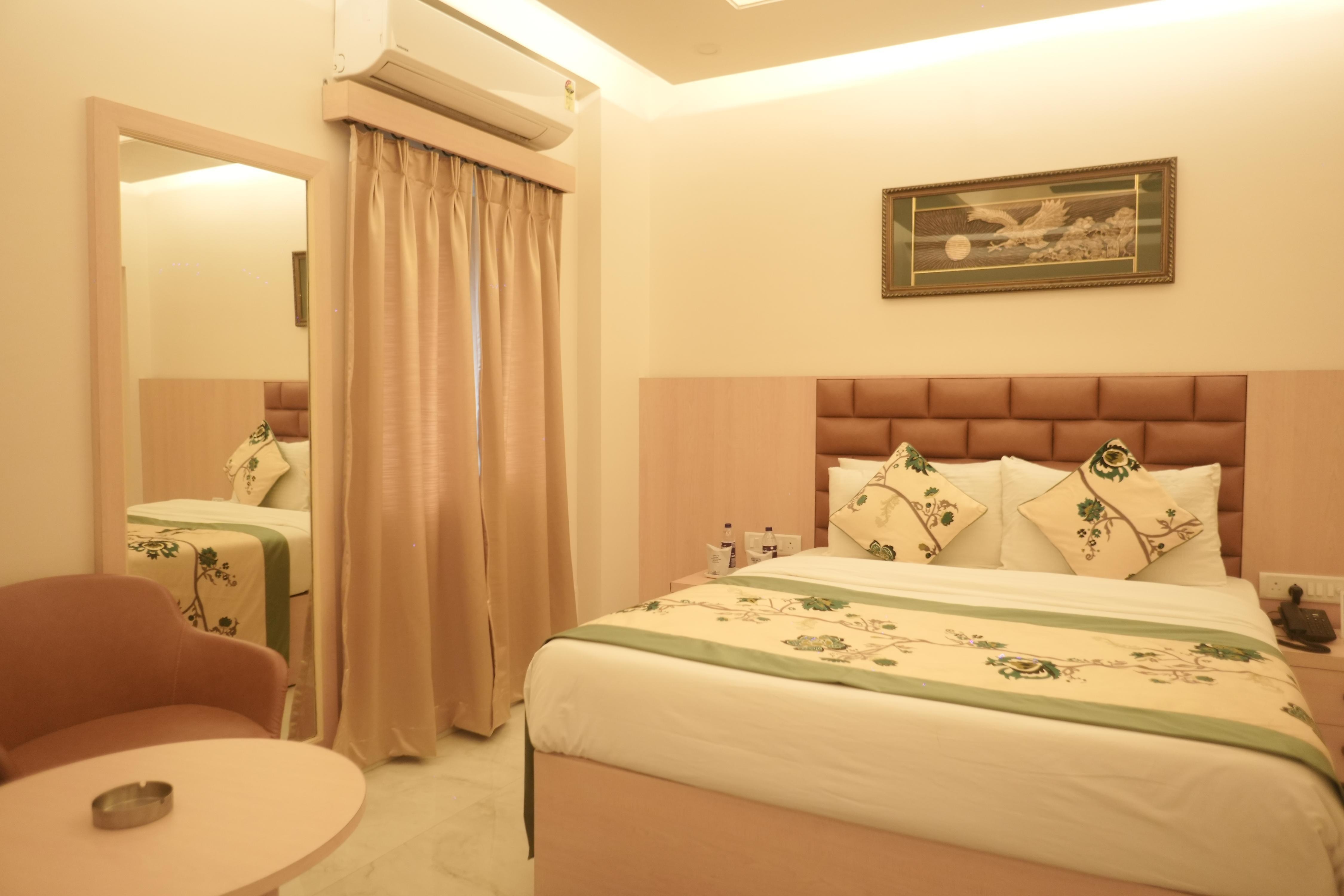 Hotel Nandan - Tap to explore photos