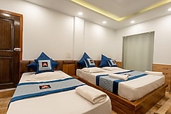 Hotel Akbar Srinagr (Dal Lake), Srinagar