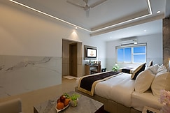 Dahabi Era Delhi Airport, Delhi