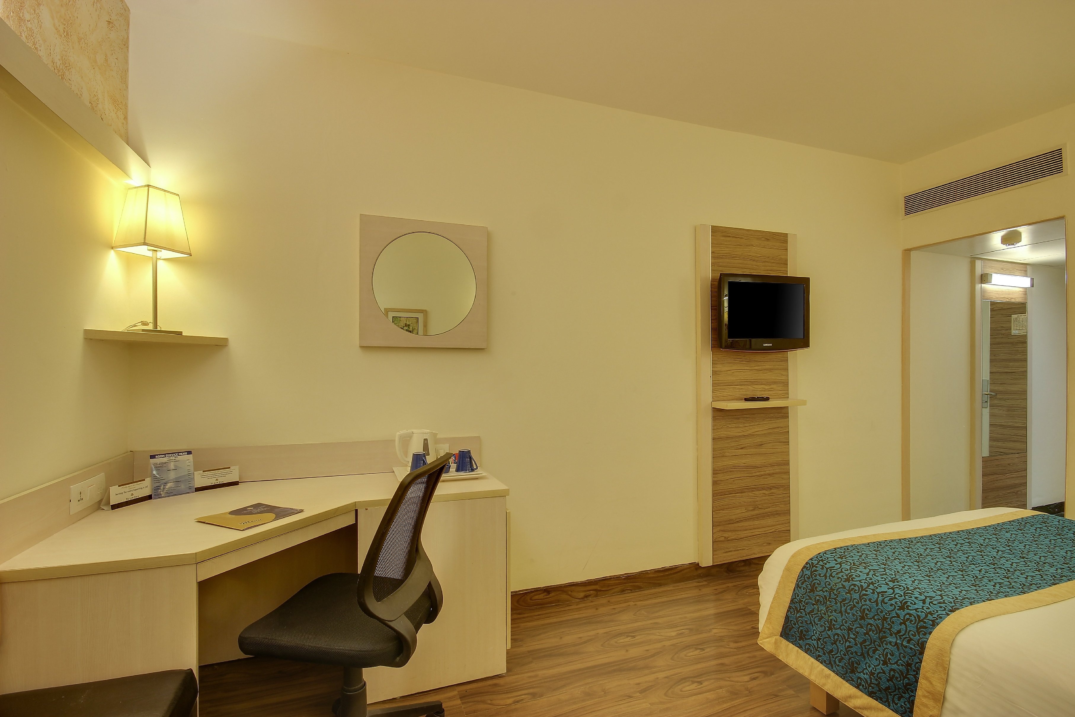 Golden Tulip Essential - West Delhi Hari Nagar - Tap to explore photos