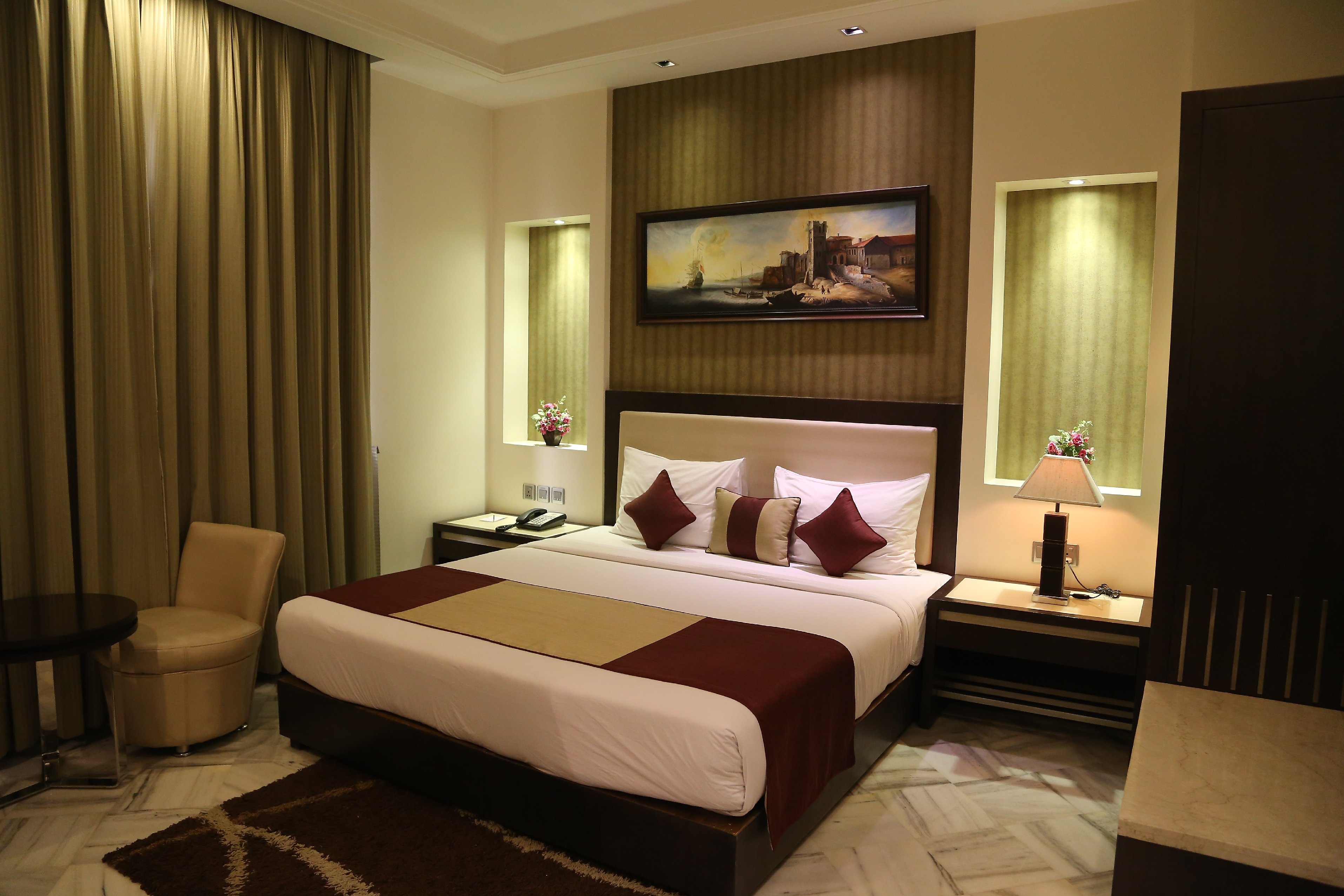 Hotel Florence @ Near Karol Bagh Metro - Tap to explore photos