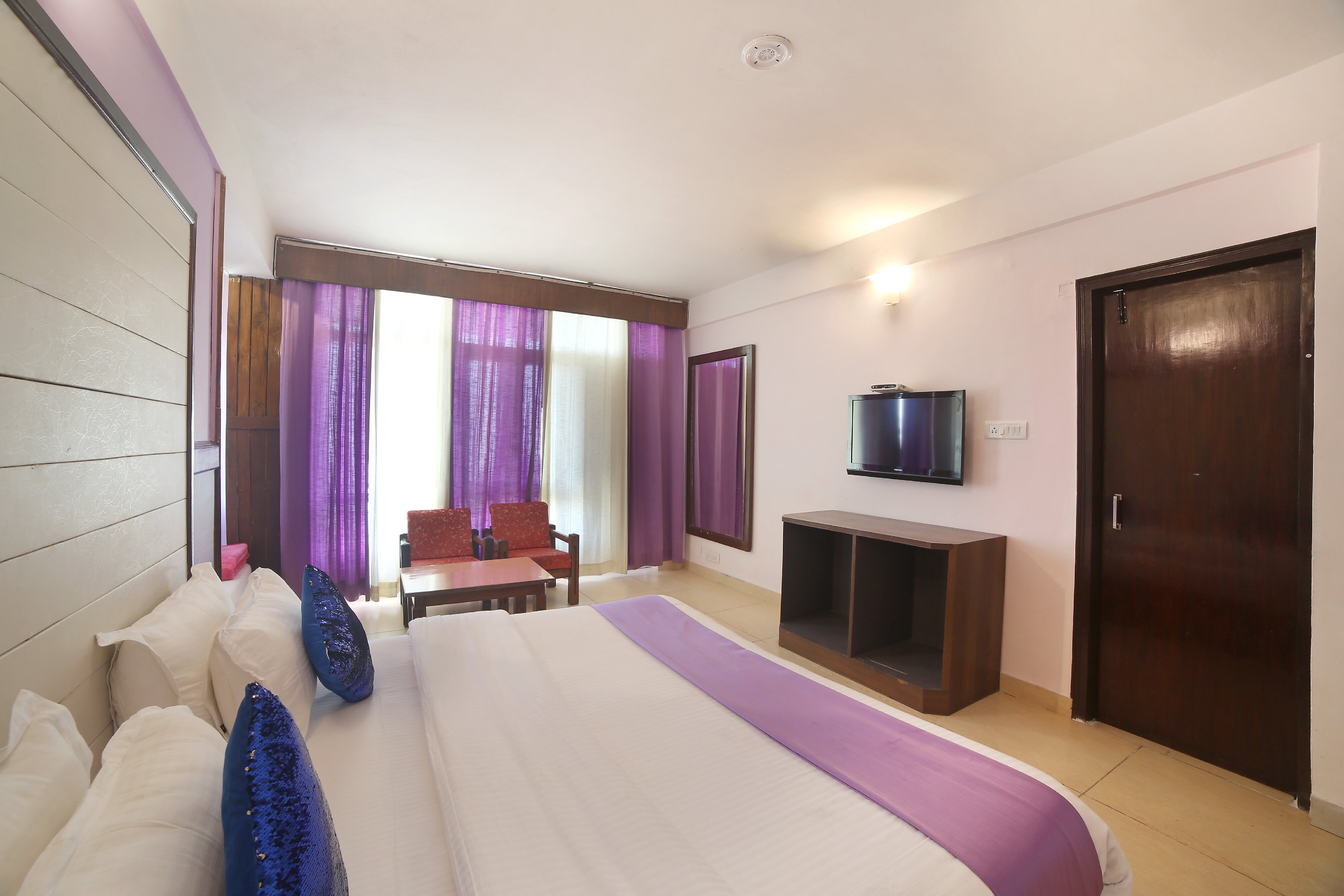 Sun N Snow Mussoorie Mussoorie INR 748 OFF ( ̶3̶0̶0̶0̶ ) Hotel Price