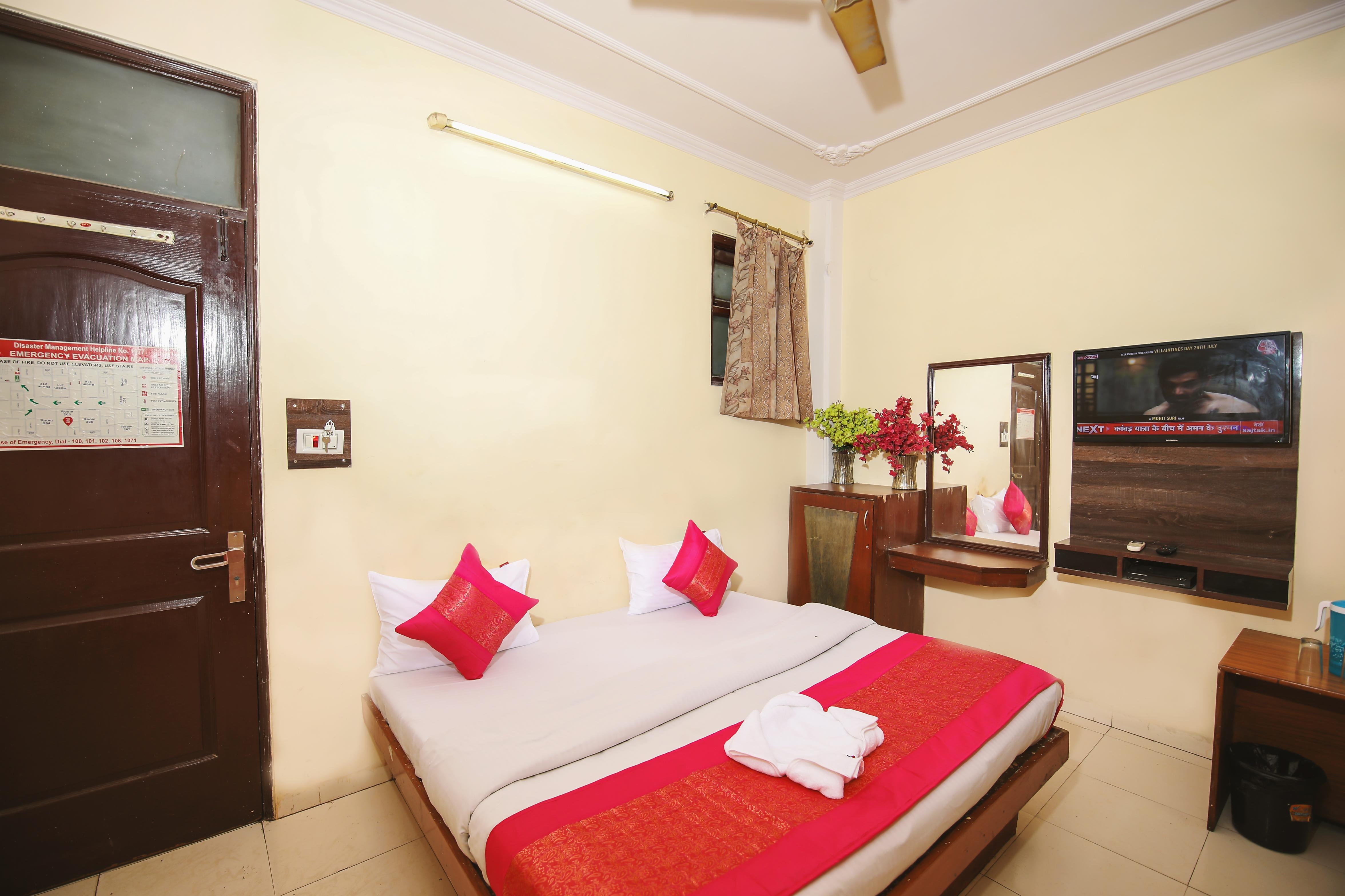 Hotel Jindal International - Tap to explore photos