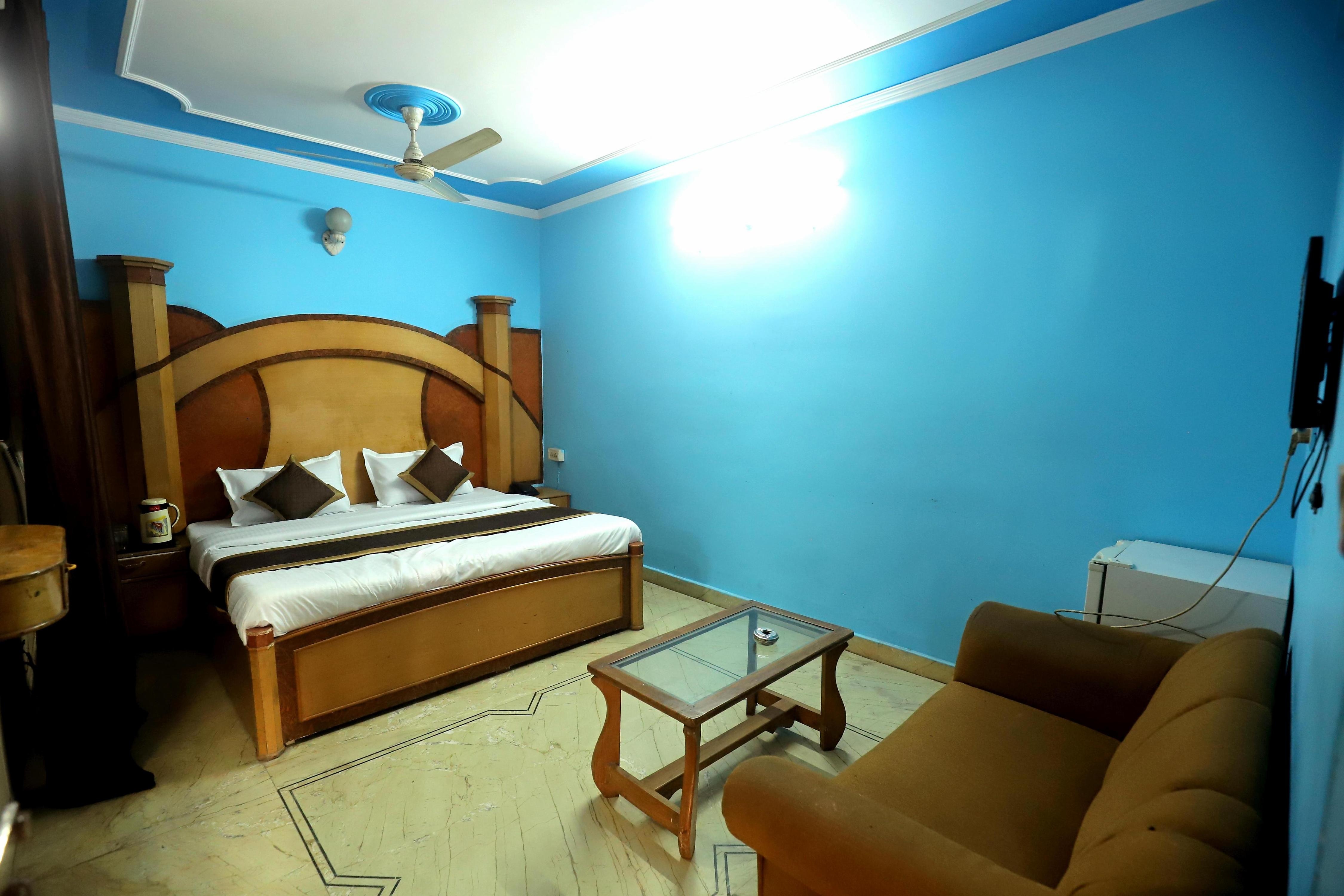 Gyan Ganga (A Luxurious Hotel) - Tap to explore photos