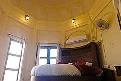 Dwivedi Hotels (Palace on Steps), Varanasi