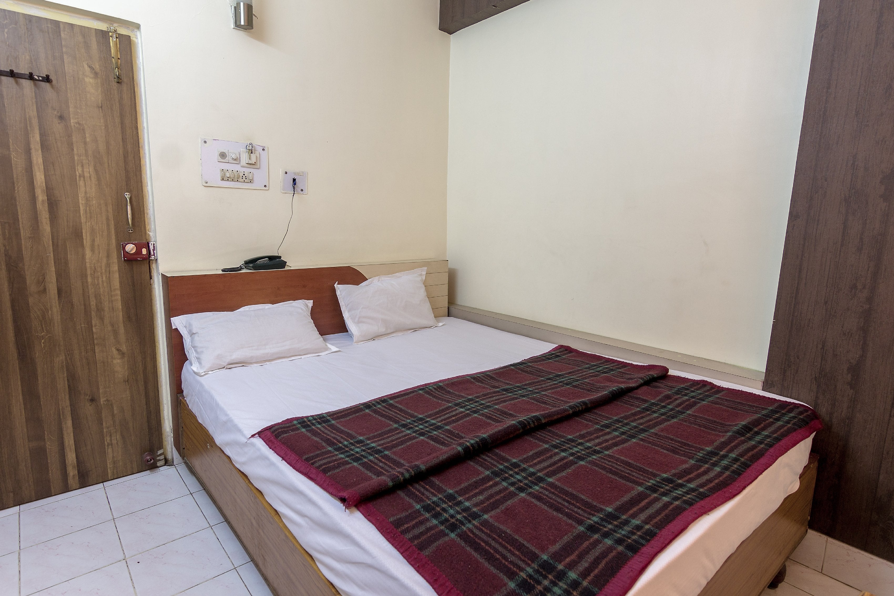 Hotel Vrindavan - Tap to explore photos