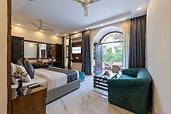 Hotel PK Residency Sector 18 Noida, Noida