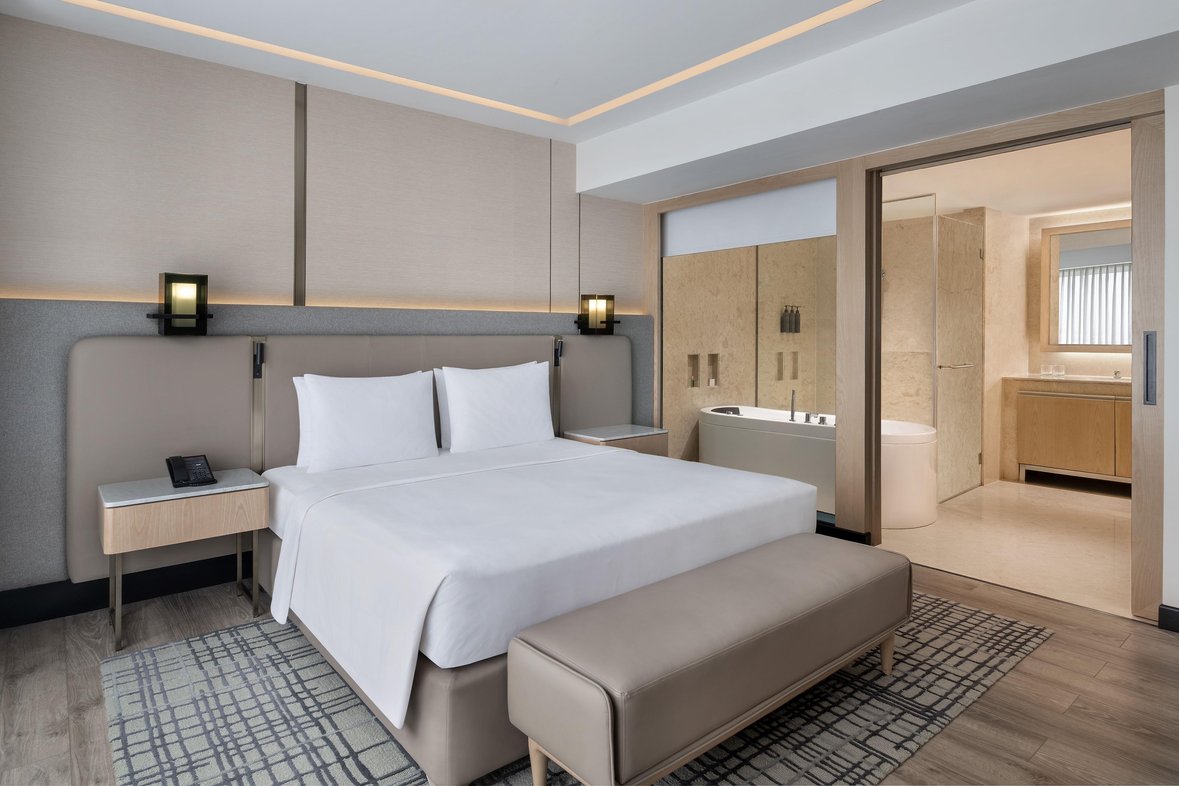 Courtyard Suite 1