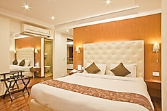 New Leaf Hotel, Pune