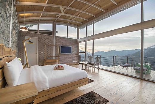 Seclude Ramgarh, Cliff's Edge - An Instgrammable Resort 