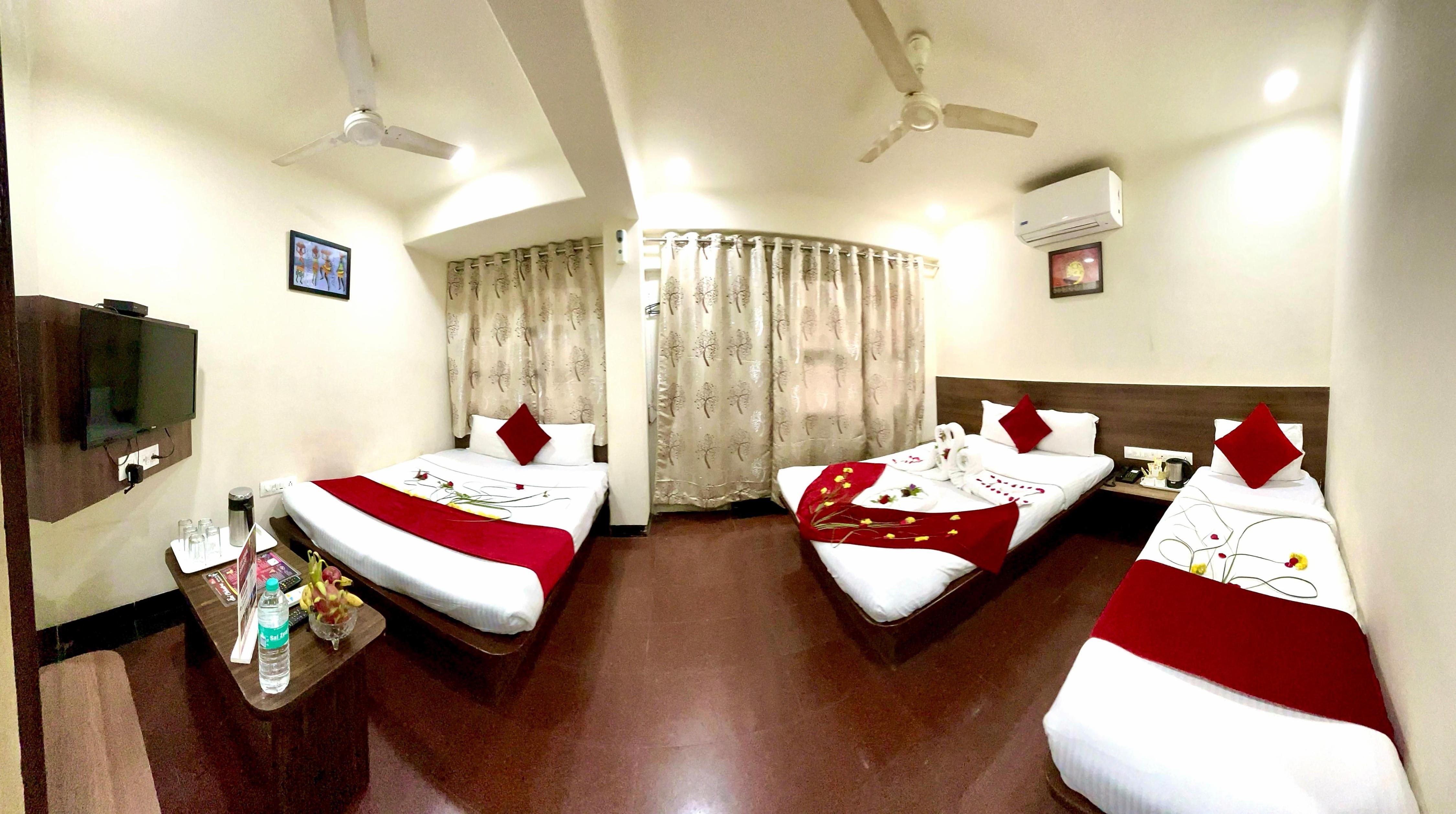 Family Room (5 Bed) A.C. 1
