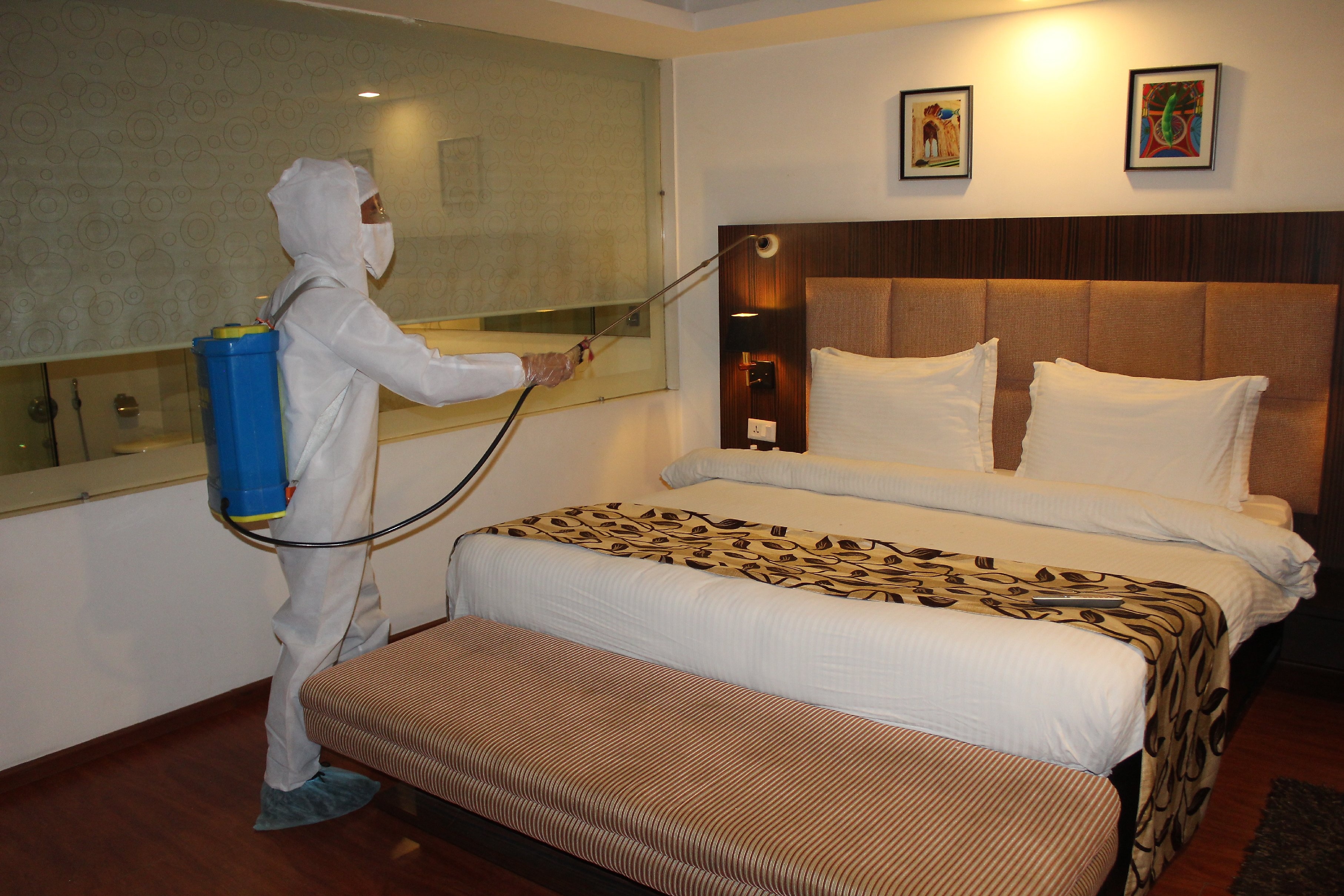 Top3 Lords Resorts Bhavnagar - Pure Veg - Tap to explore photos