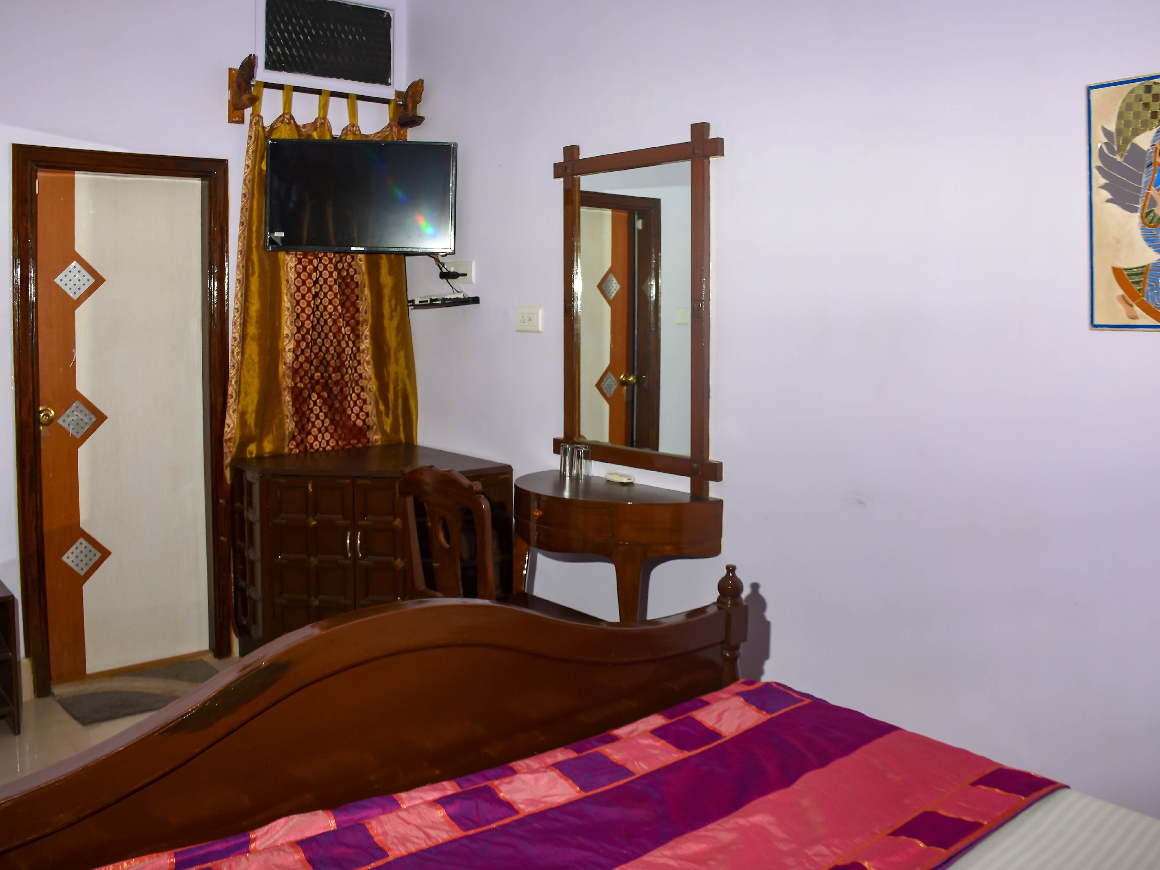 Hotel Bharat Villas - Tap to explore photos