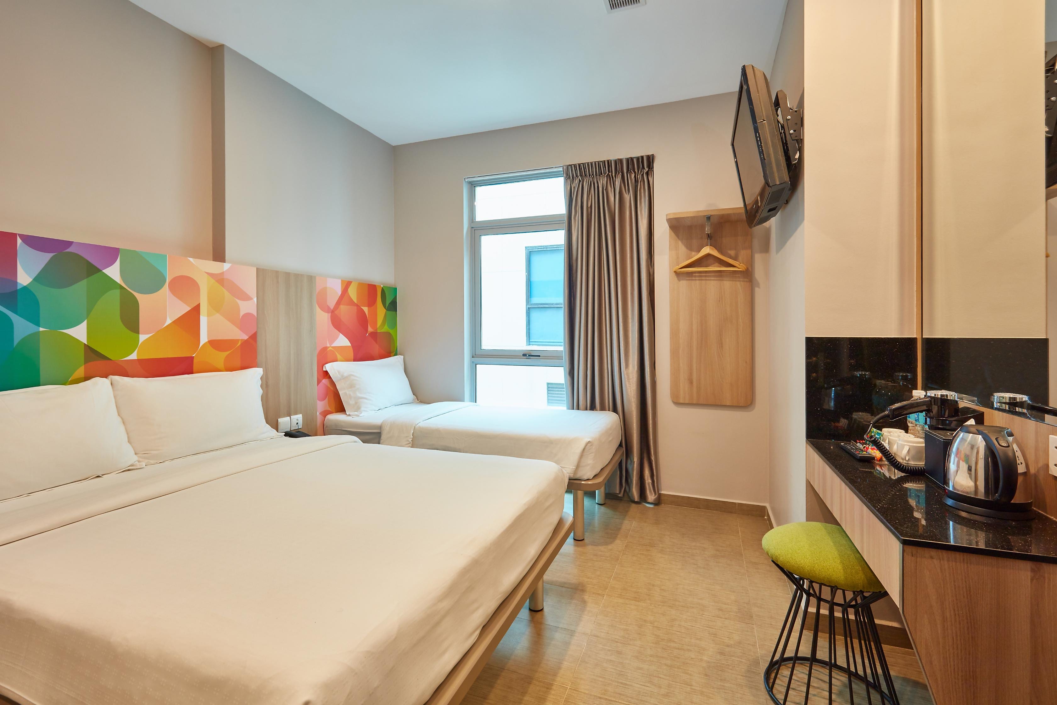 ibis budget Singapore Clarke Quay - Tap to explore photos