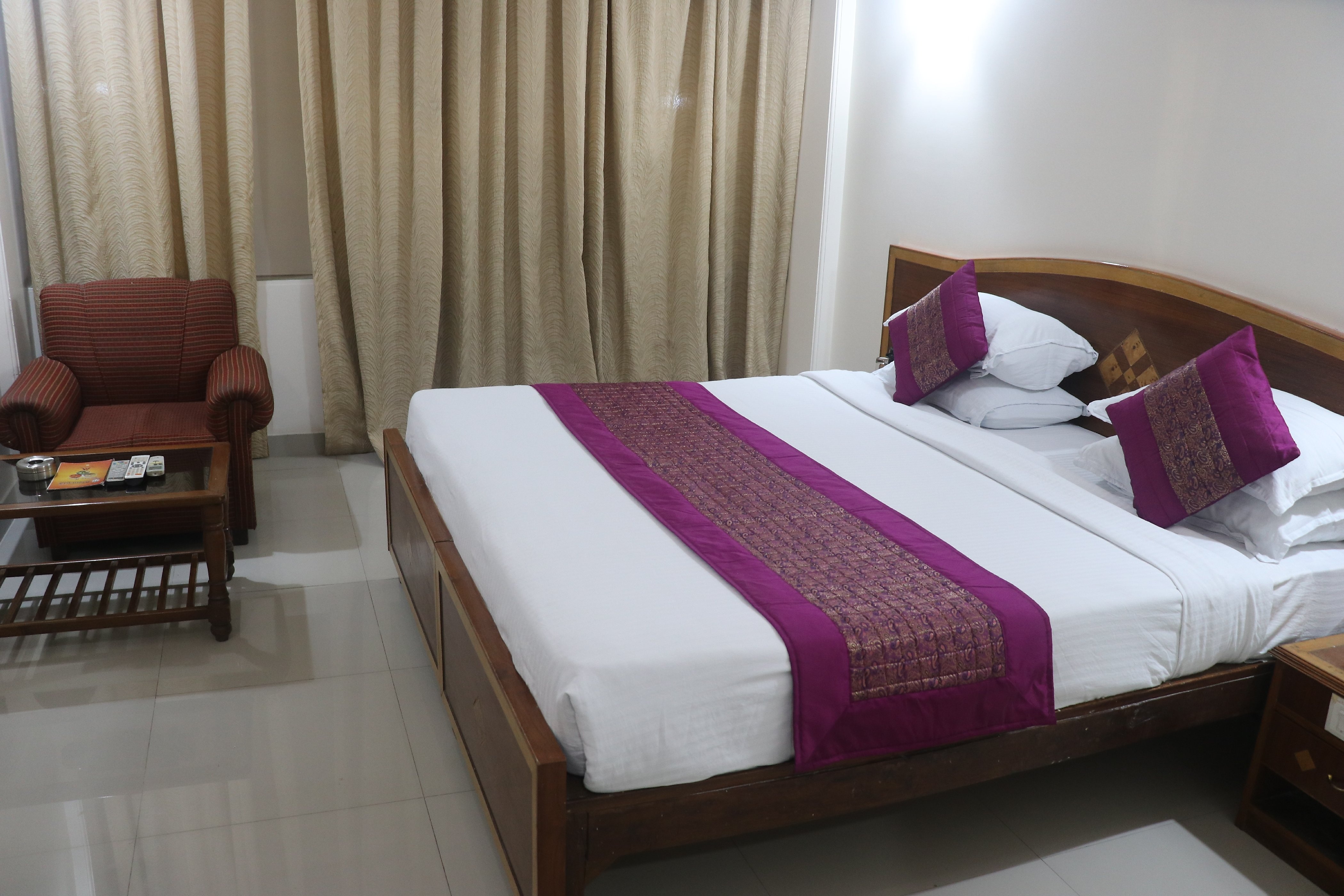 Hotel Madhuvan - Tap to explore photos