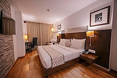 Hotel Clarks Collection Vadodara - Near Bus Stand