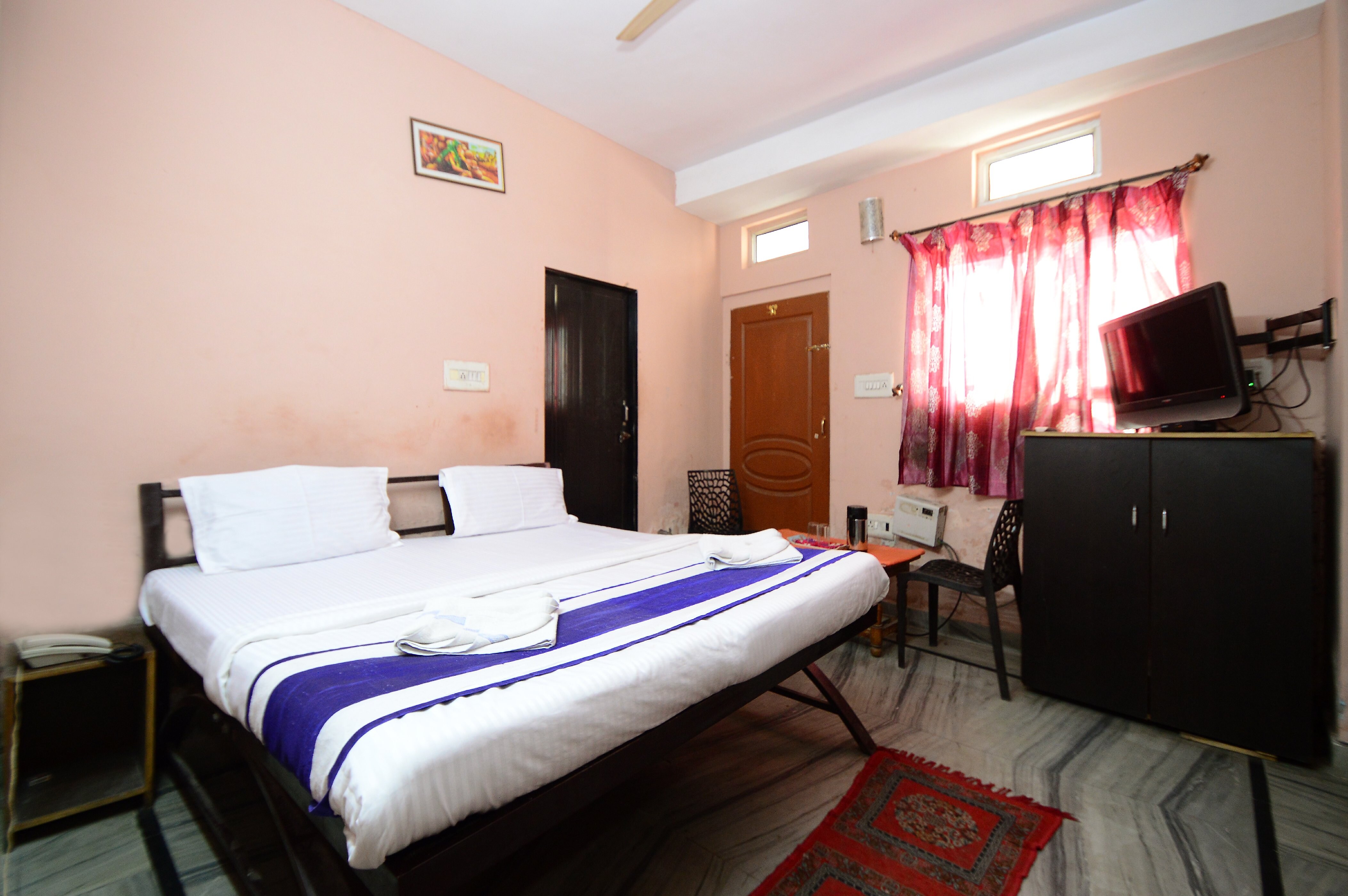 New India Guest House - Tap to explore photos