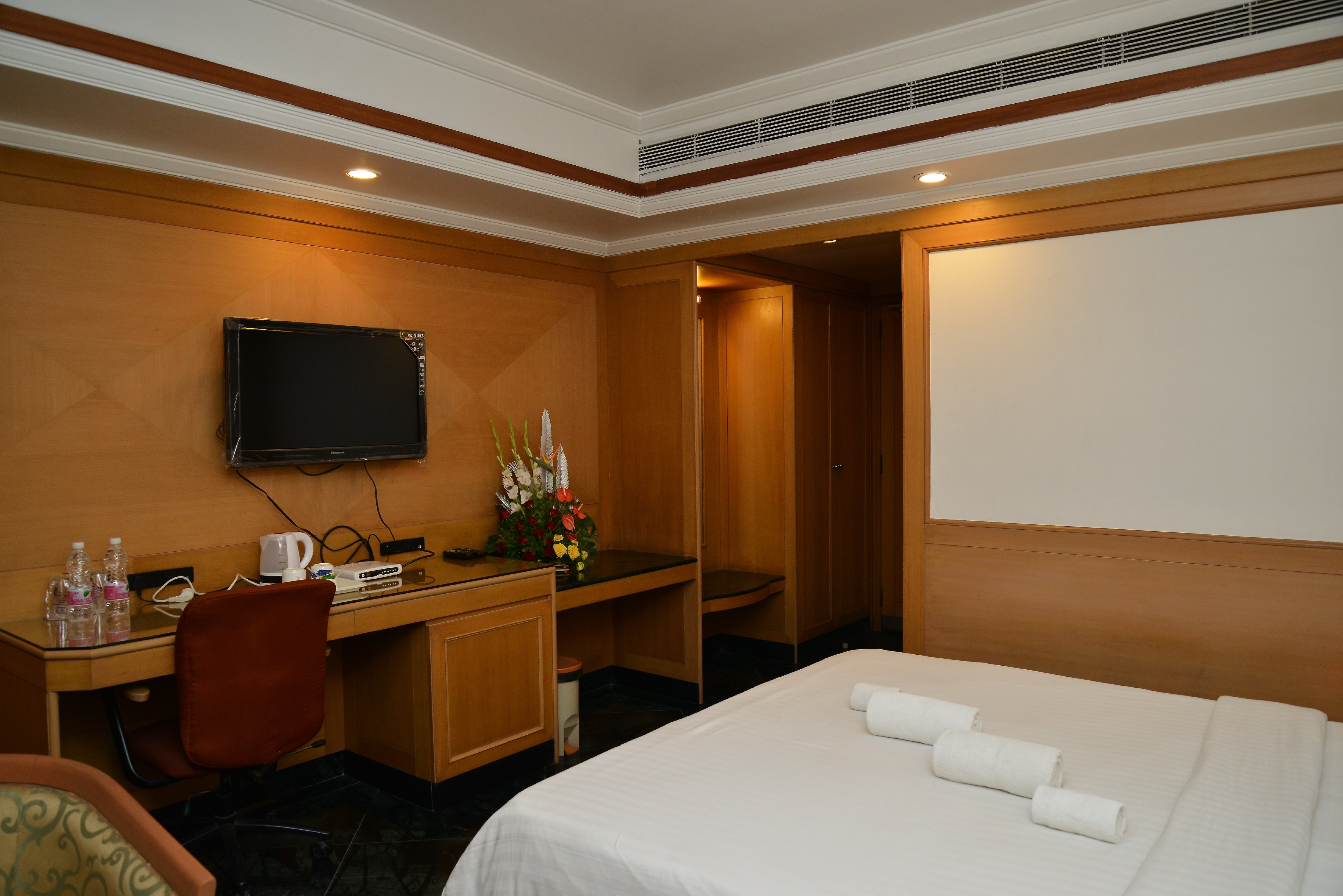 Deluxe AC Room 1
