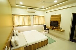 VOVAM SERVICE APARTMENT (FORMERLY  KNOWN AS DS GROUP, Nashik