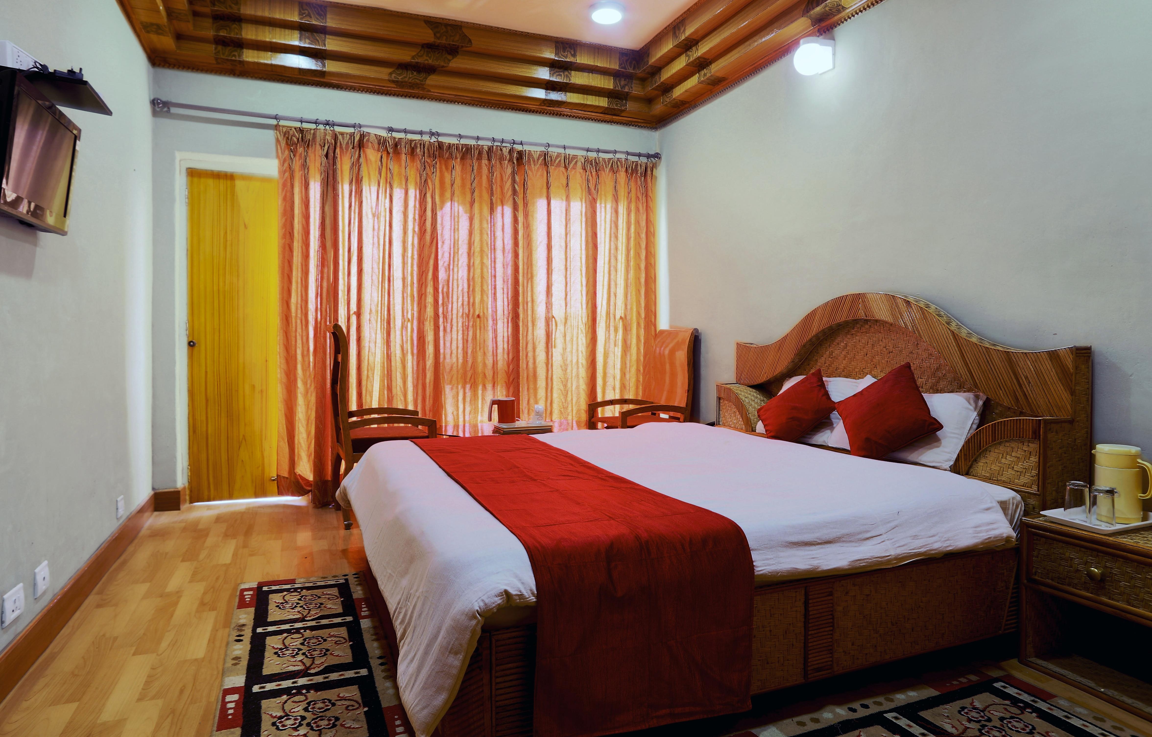 Hotel Vishaka Palace - Tap to explore photos