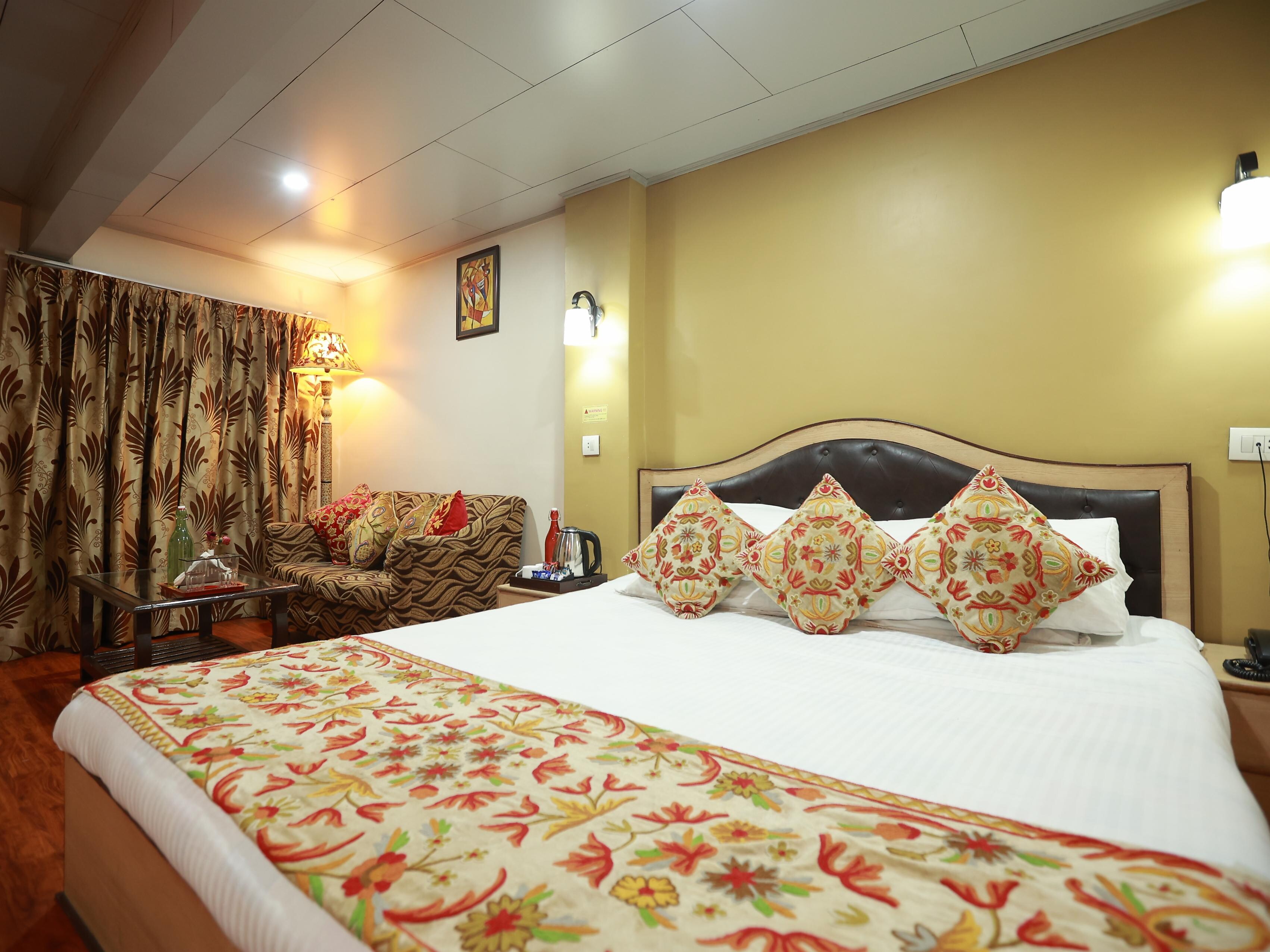 Hotel Aala Residency - Tap to explore photos