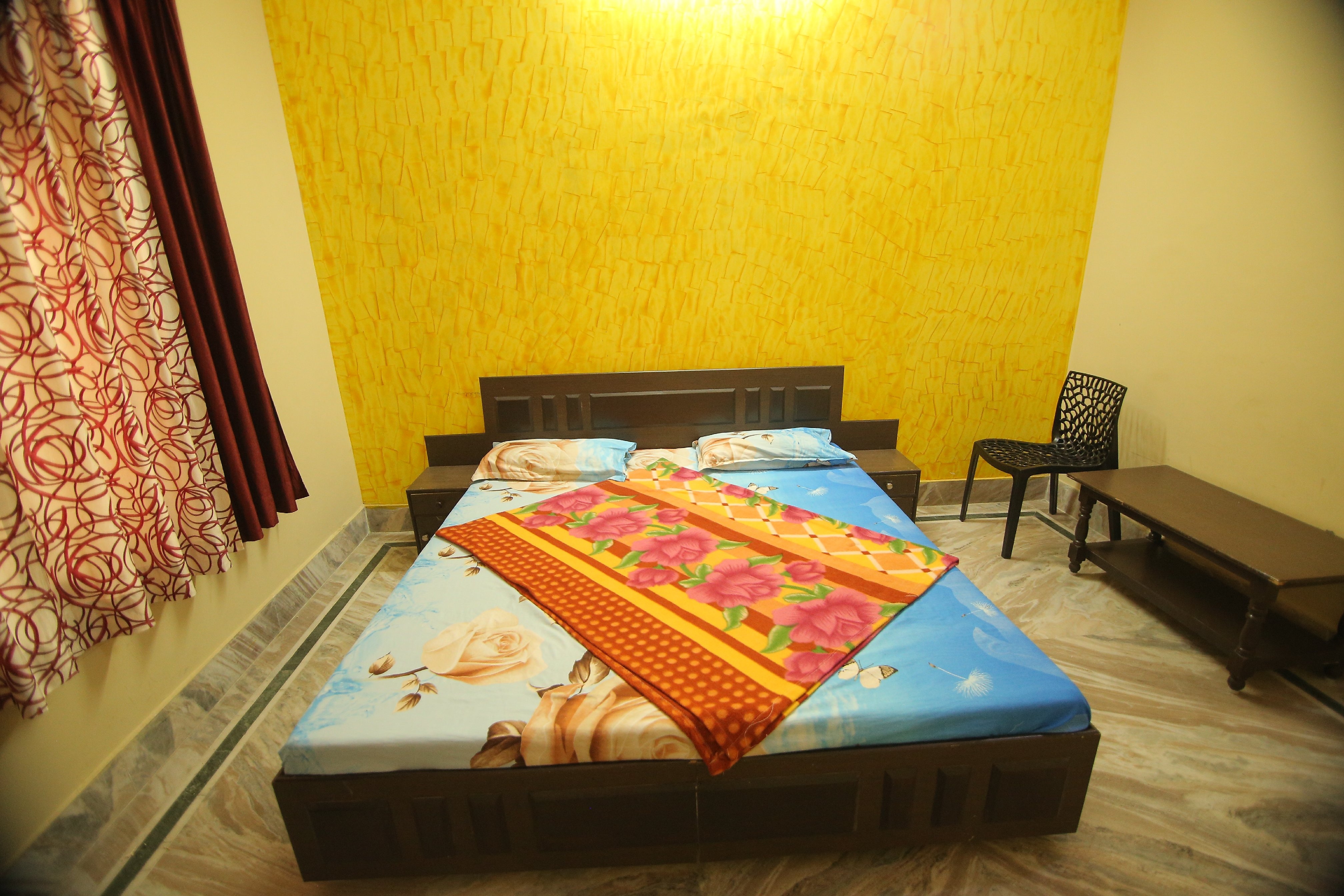 Hotel Madhusudan - Tap to explore photos